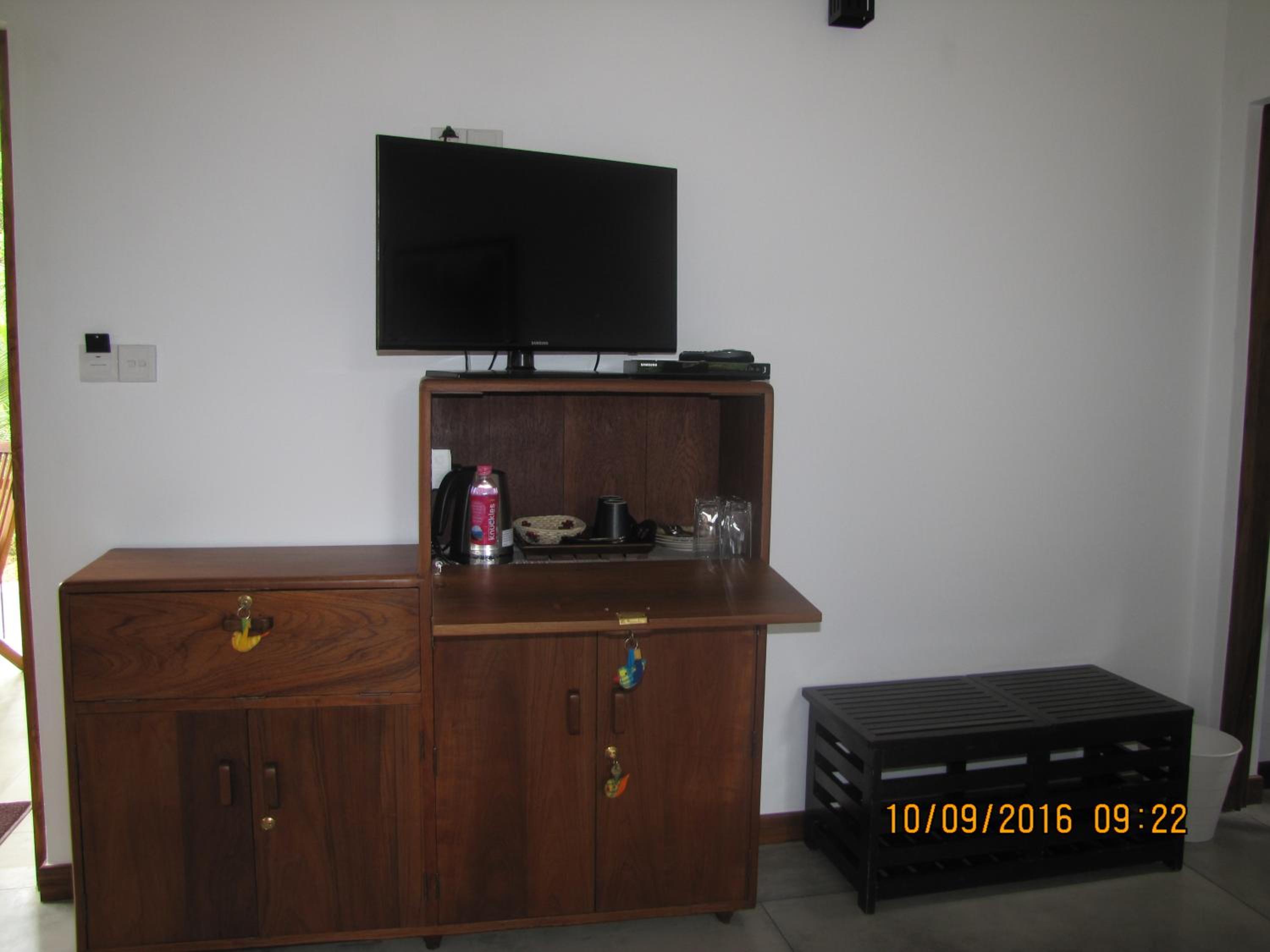 Photo 9