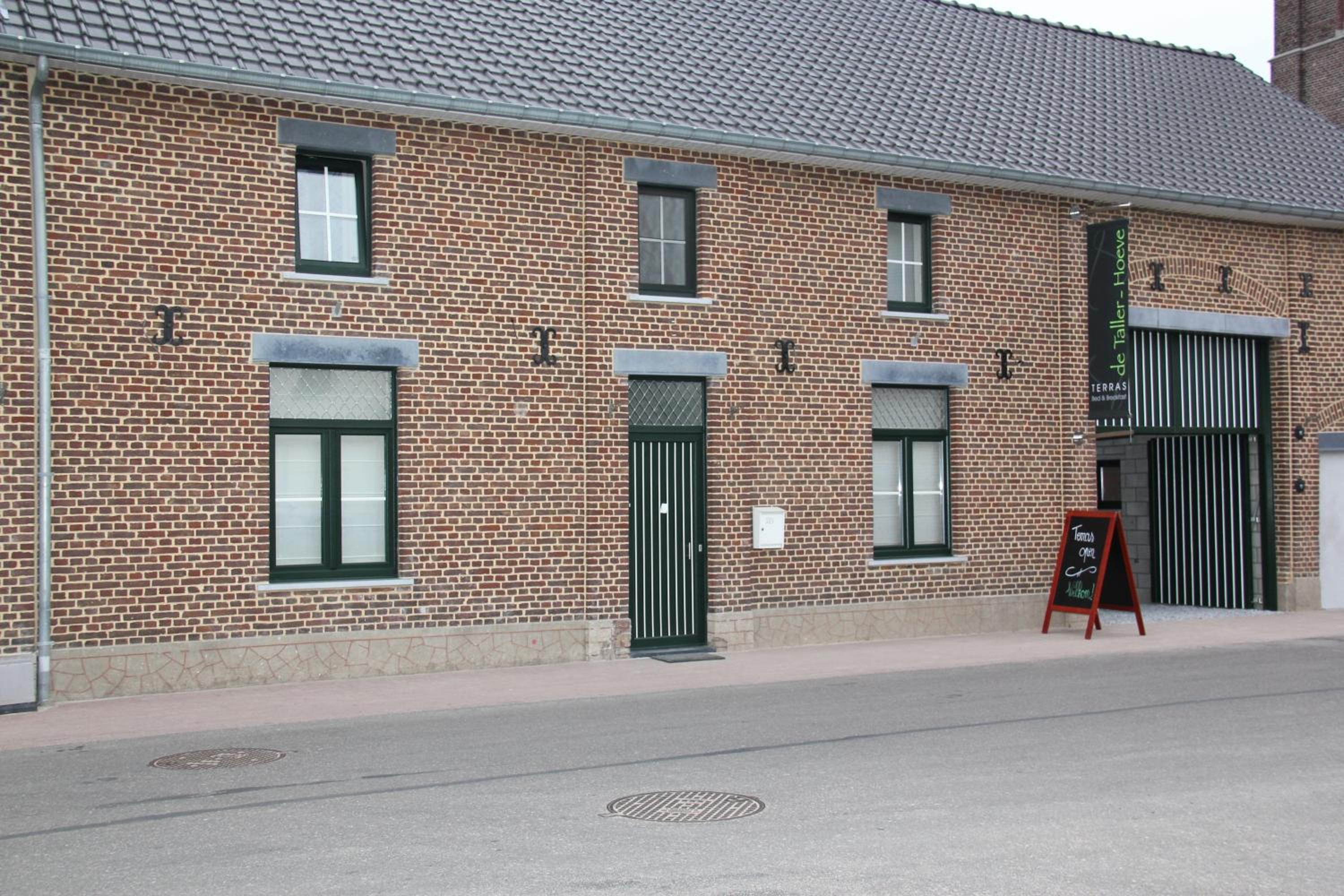 Photo 14