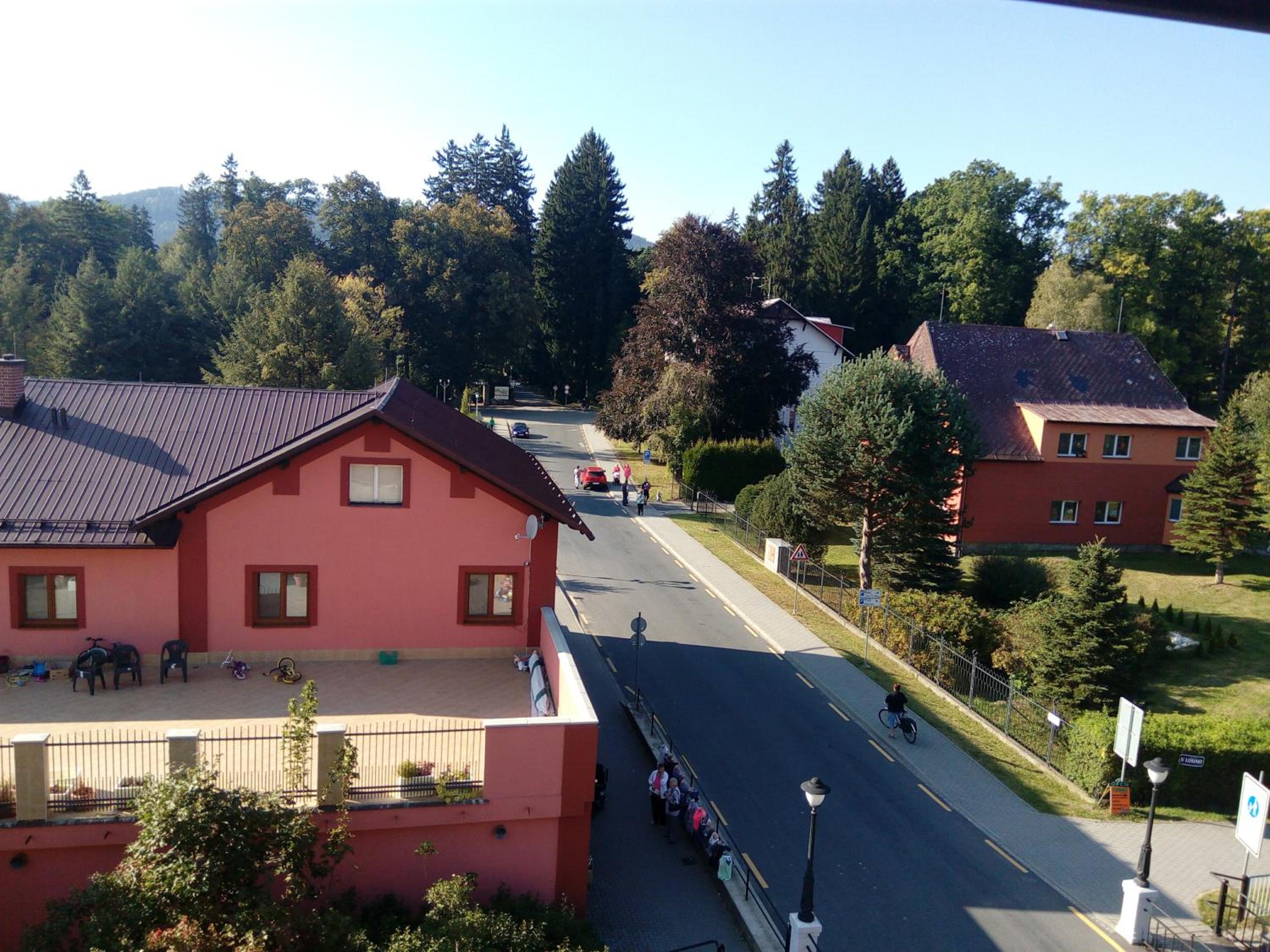 Photo 41
