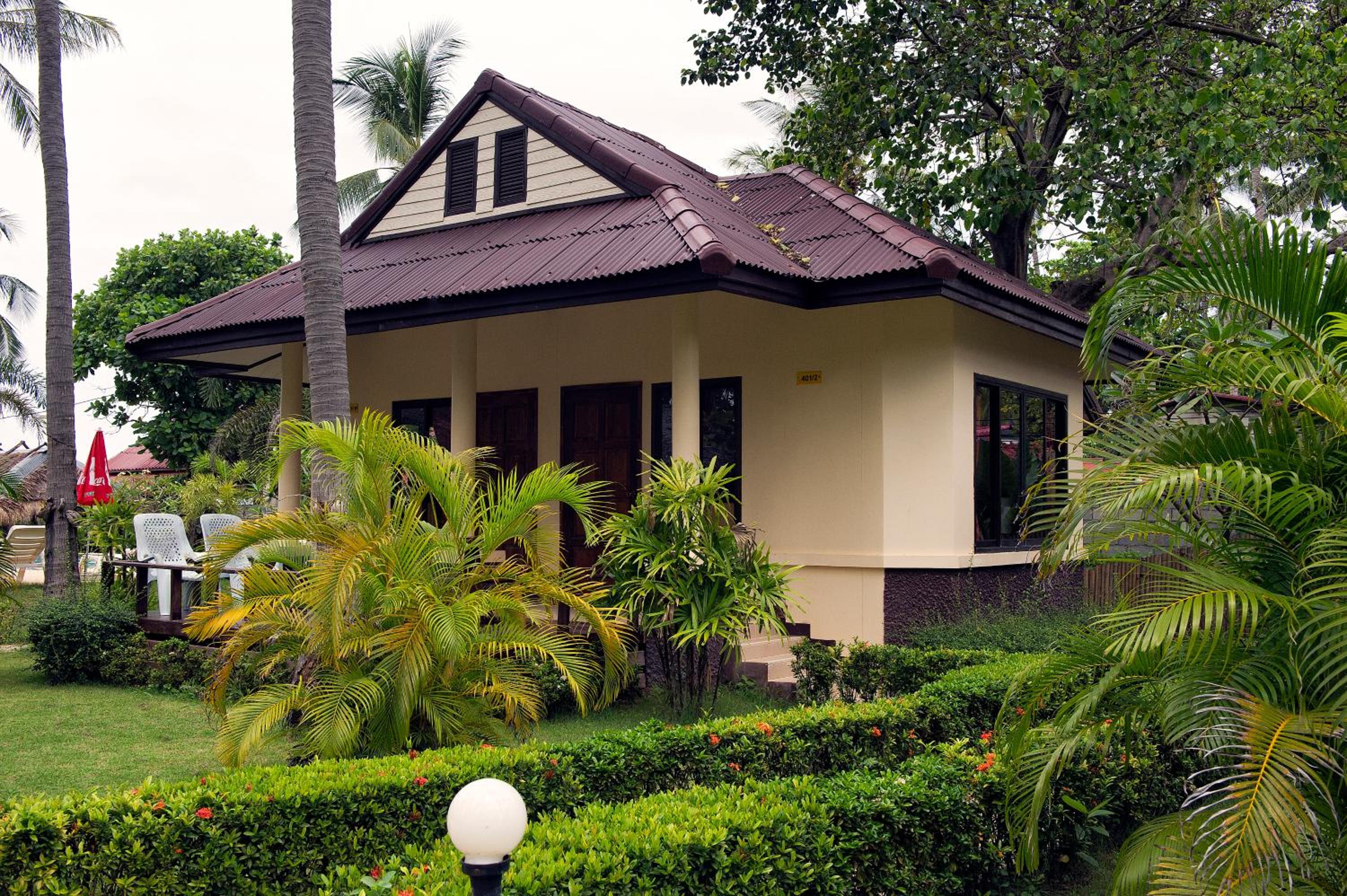 Hotel Moonwalk Lanta Resort - Image 1