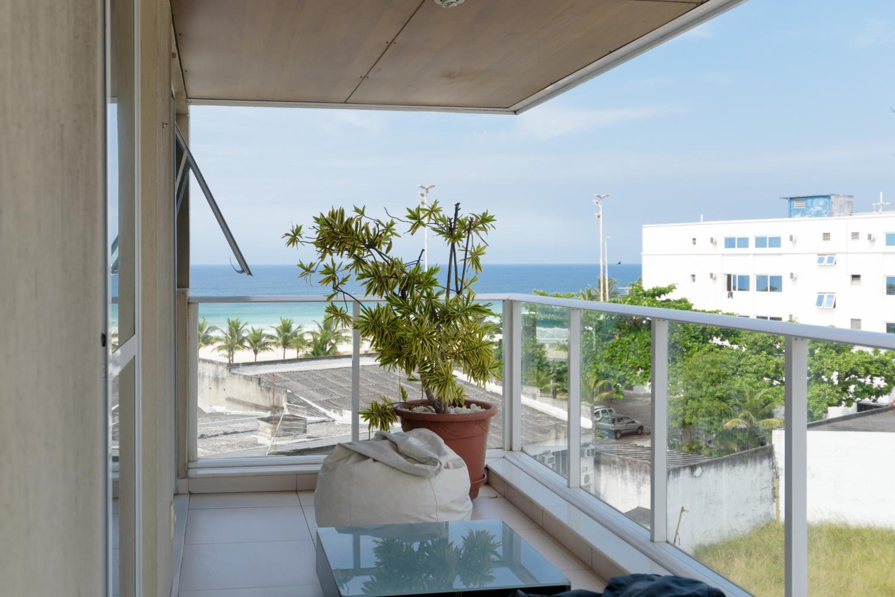 Hotel Apartamento Praia do Pepê - Image 1