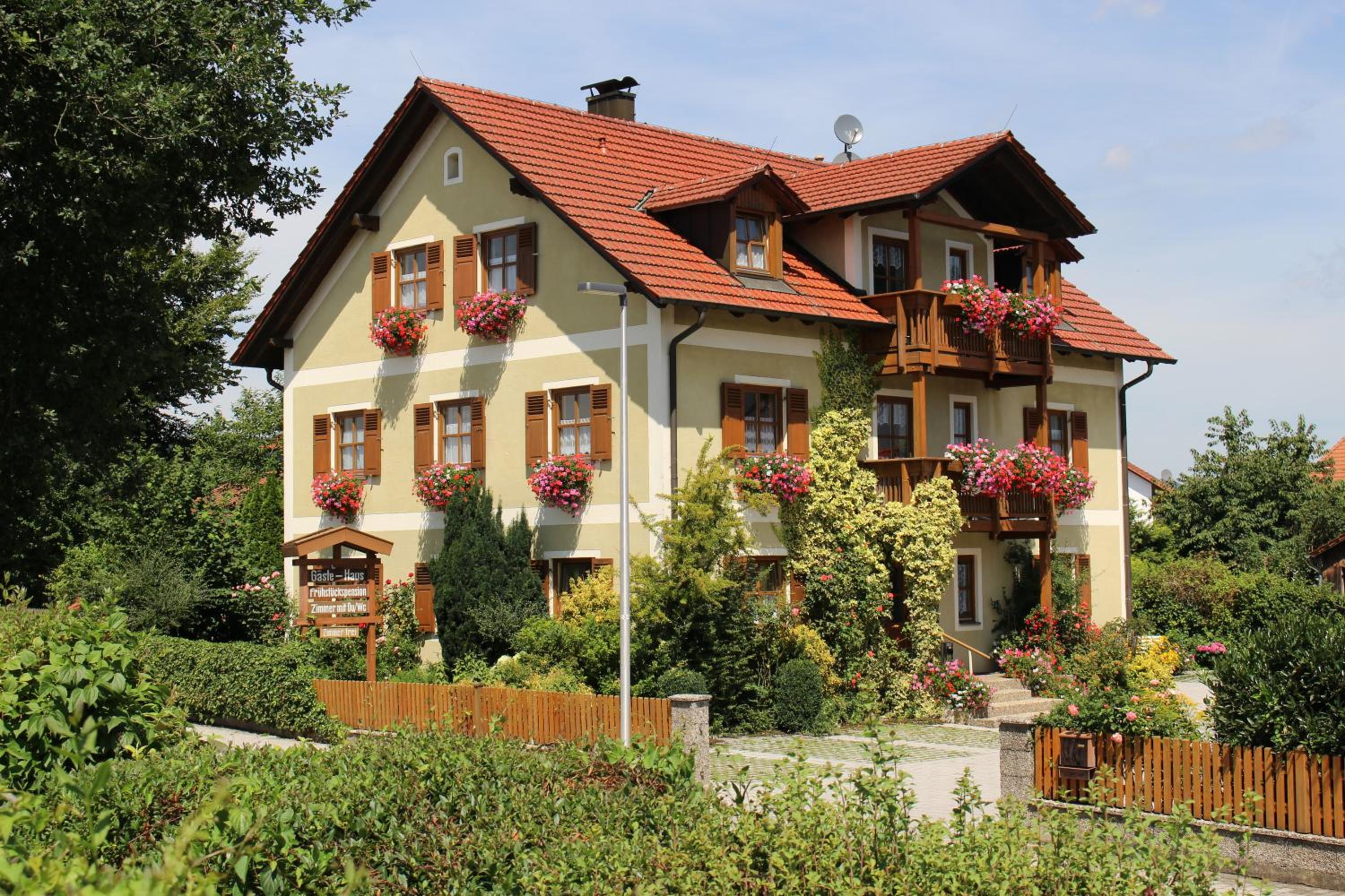 Gäste-Haus Rösch