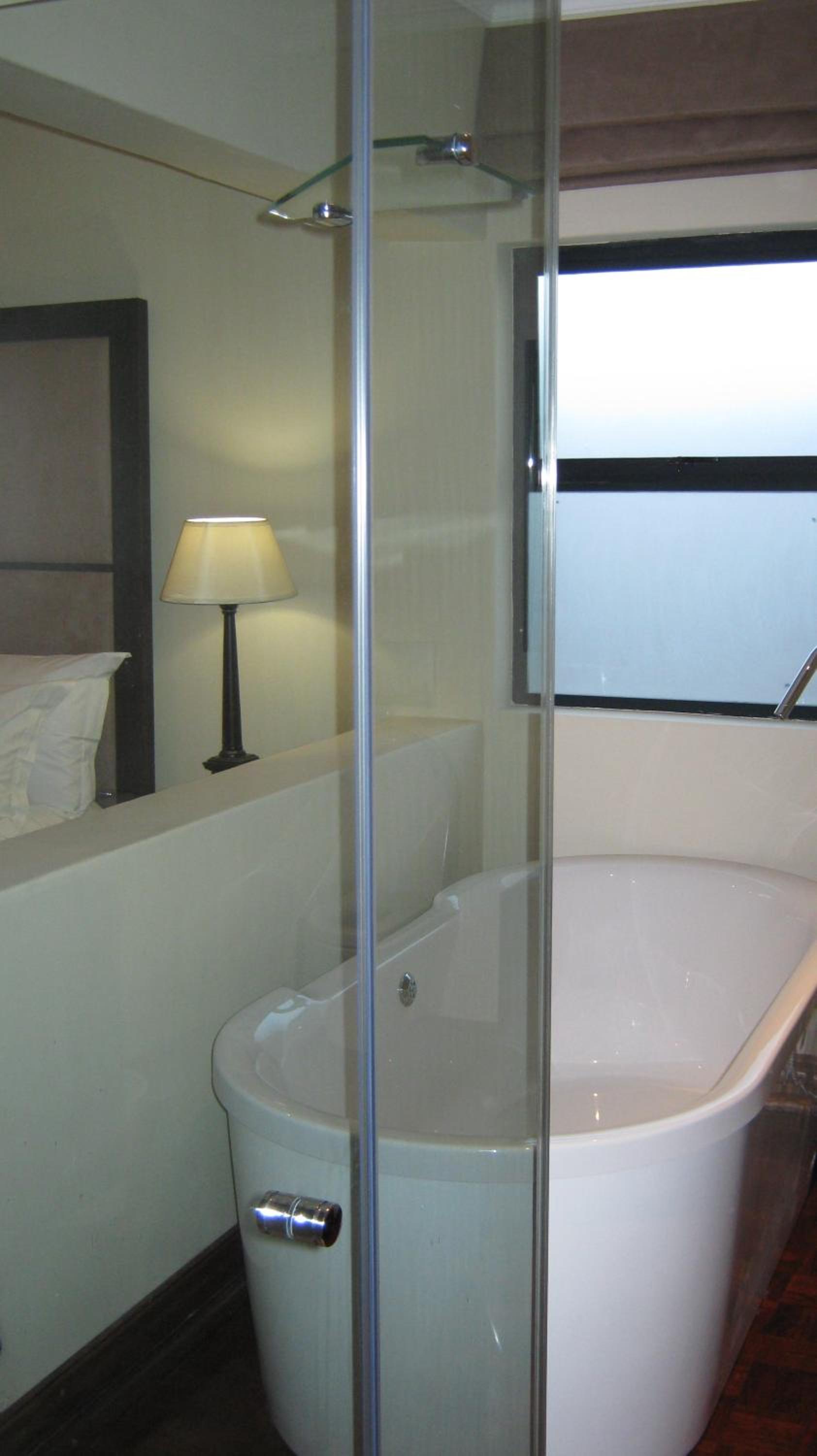 Rosebank Lodge Guesthouse by Claires