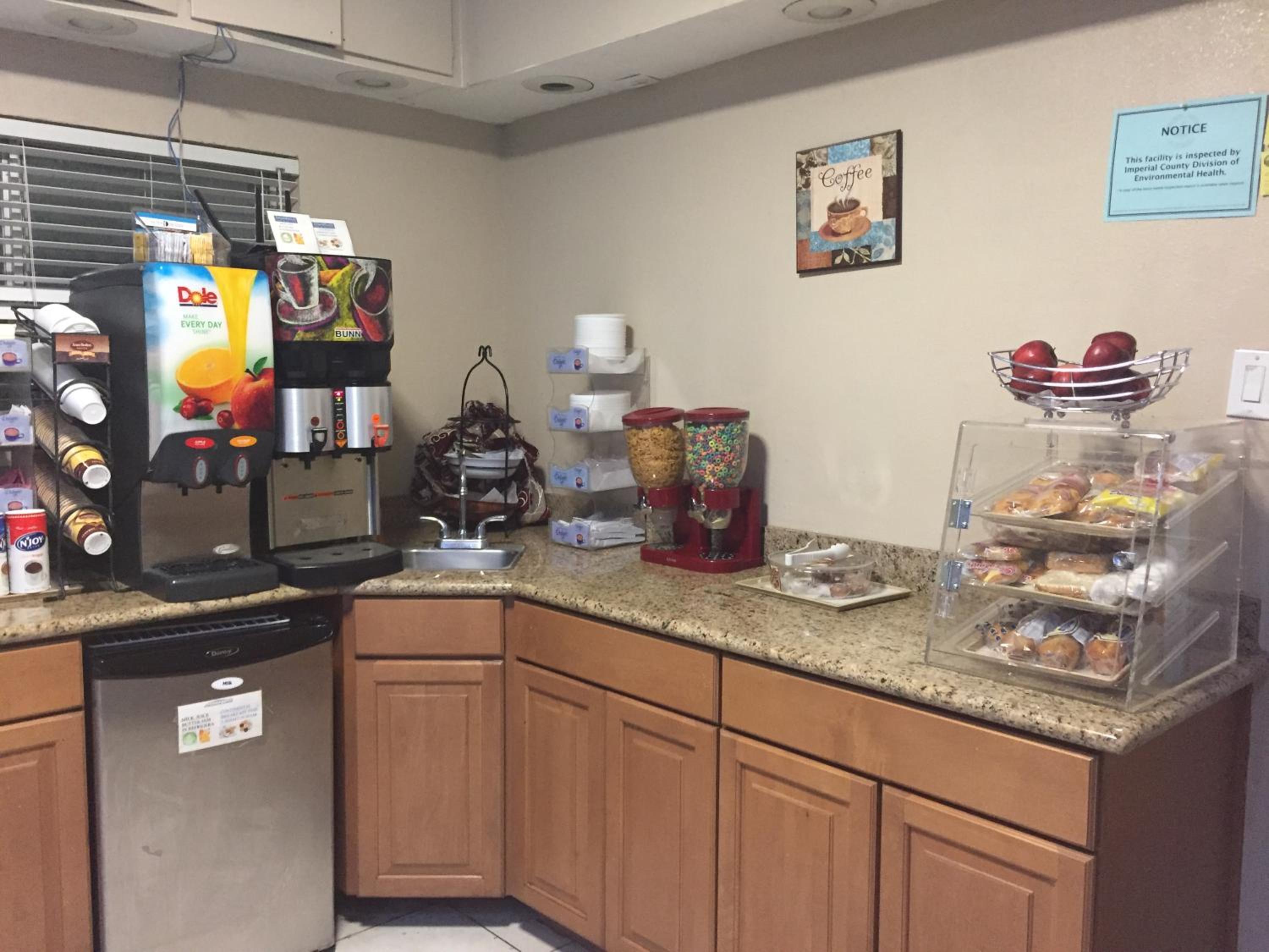 Townhouse Inn and Suites