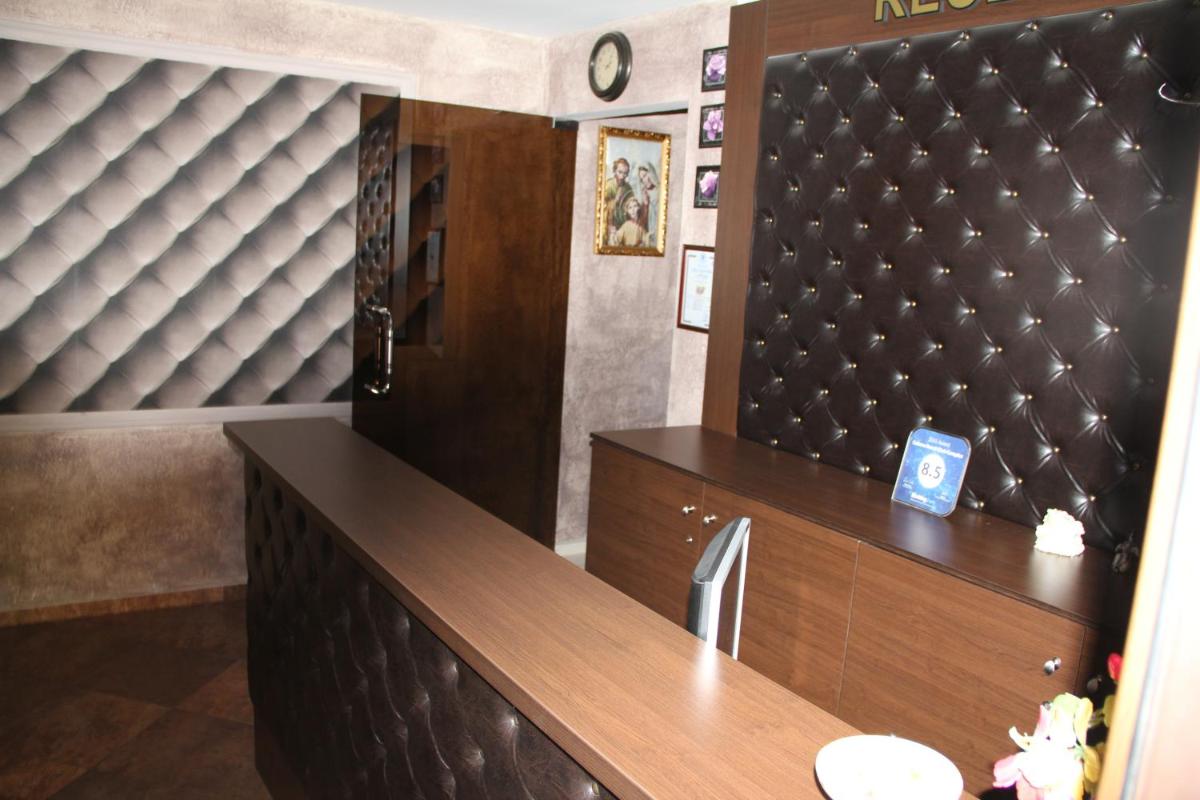 hotel reception