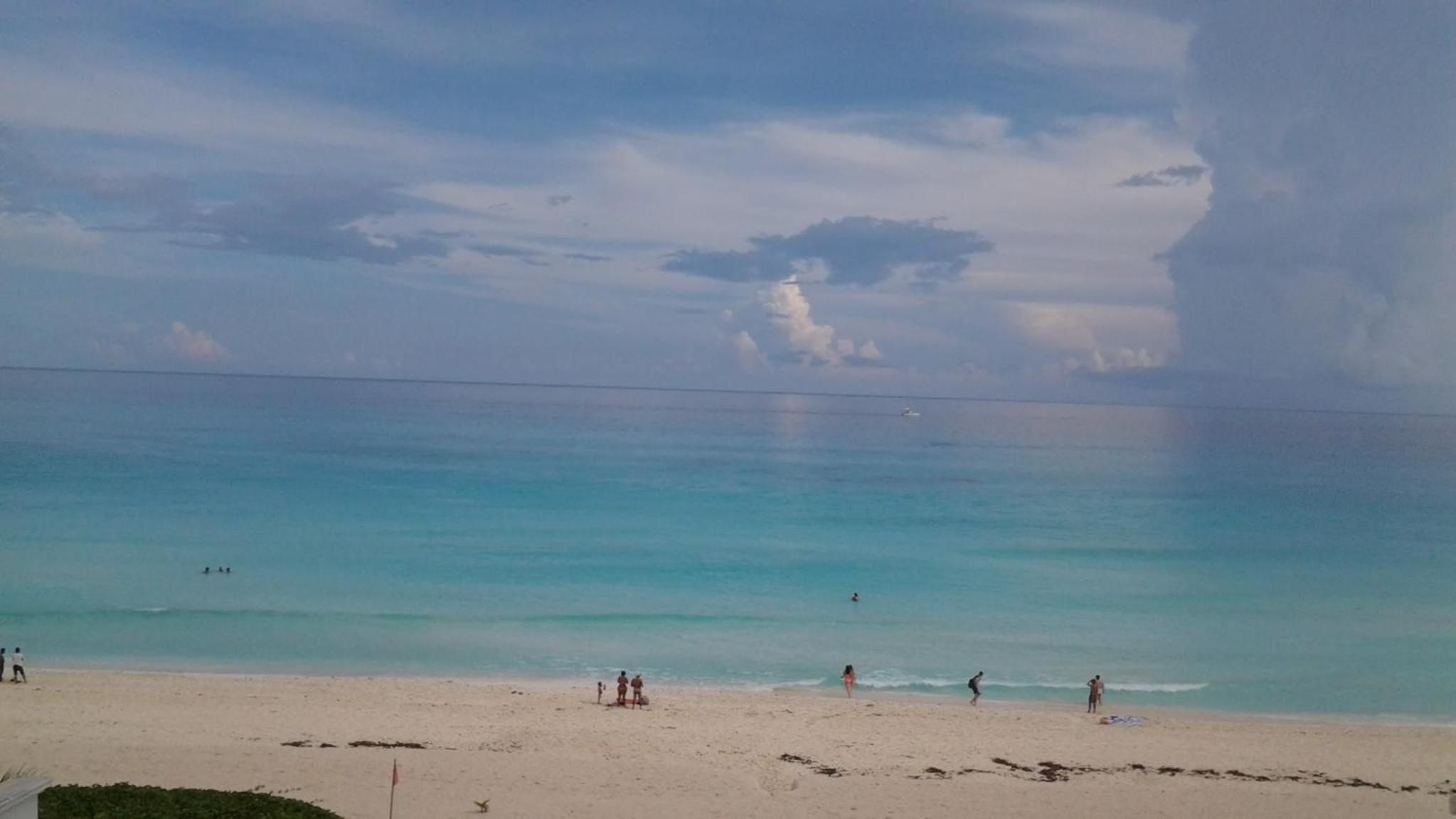 GIRASOL CONDO CANCUN BEAcH