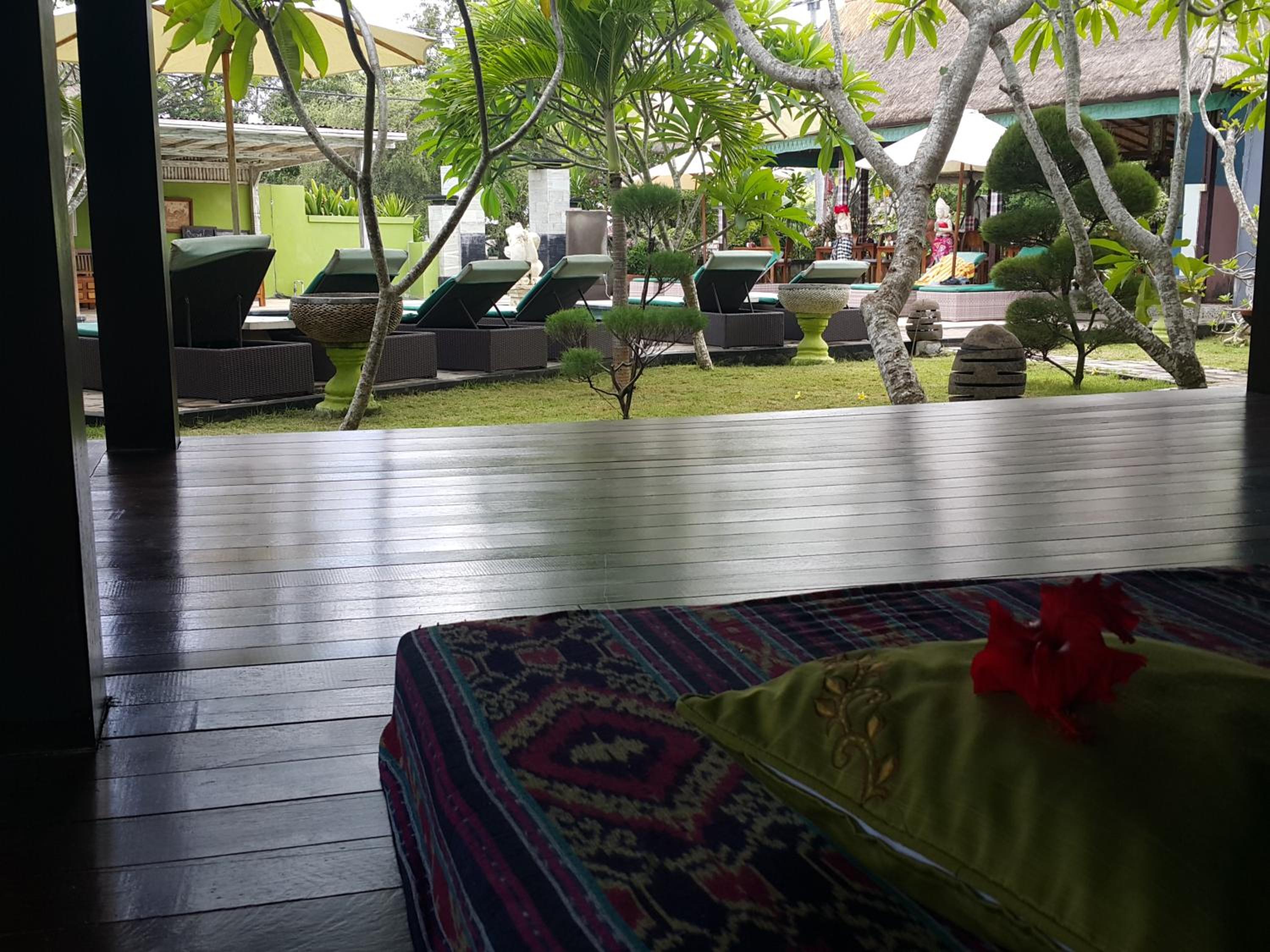 Nanuk's Bungalows