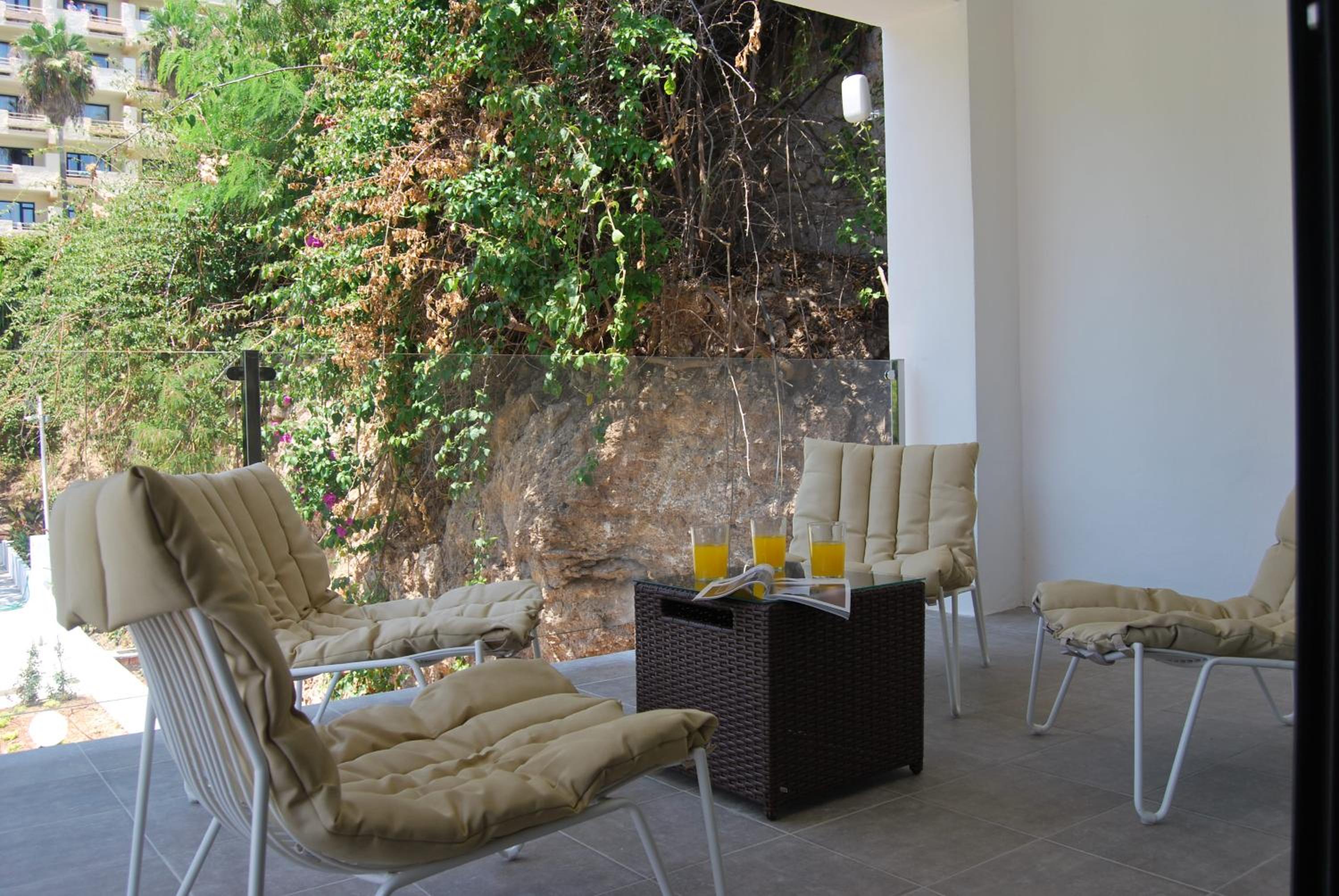 BLUESEA Dimona Suites