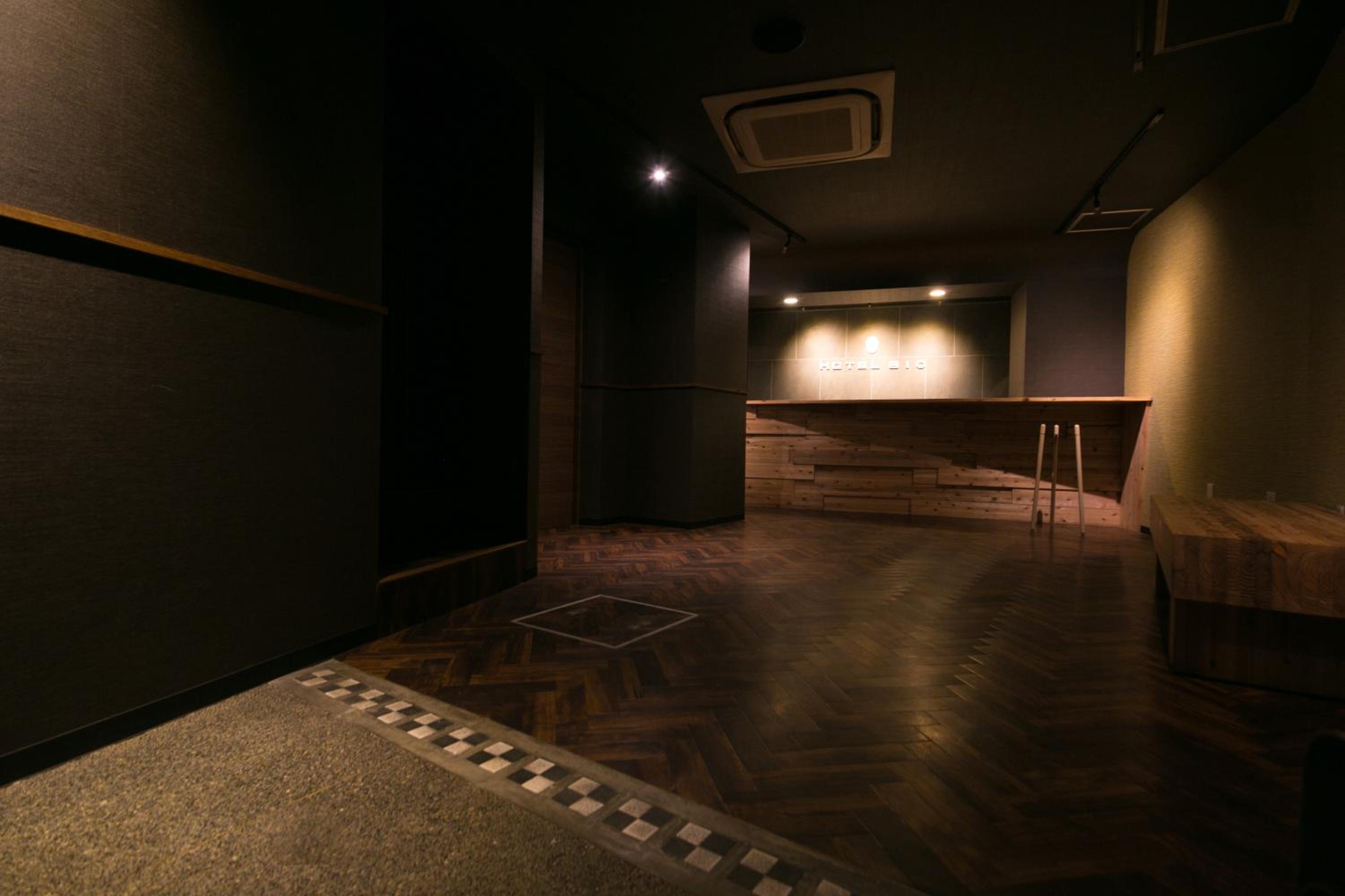 HOTEL 910