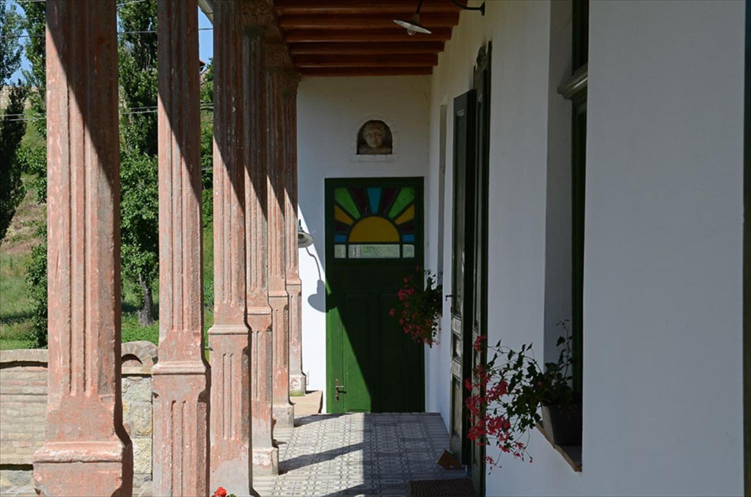 Photo 27