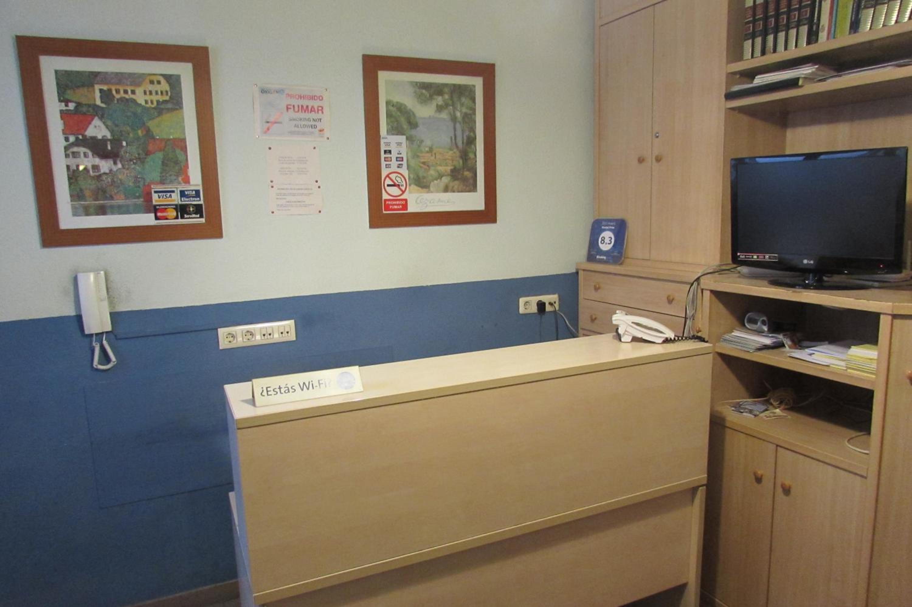 Hostal Prim view 2