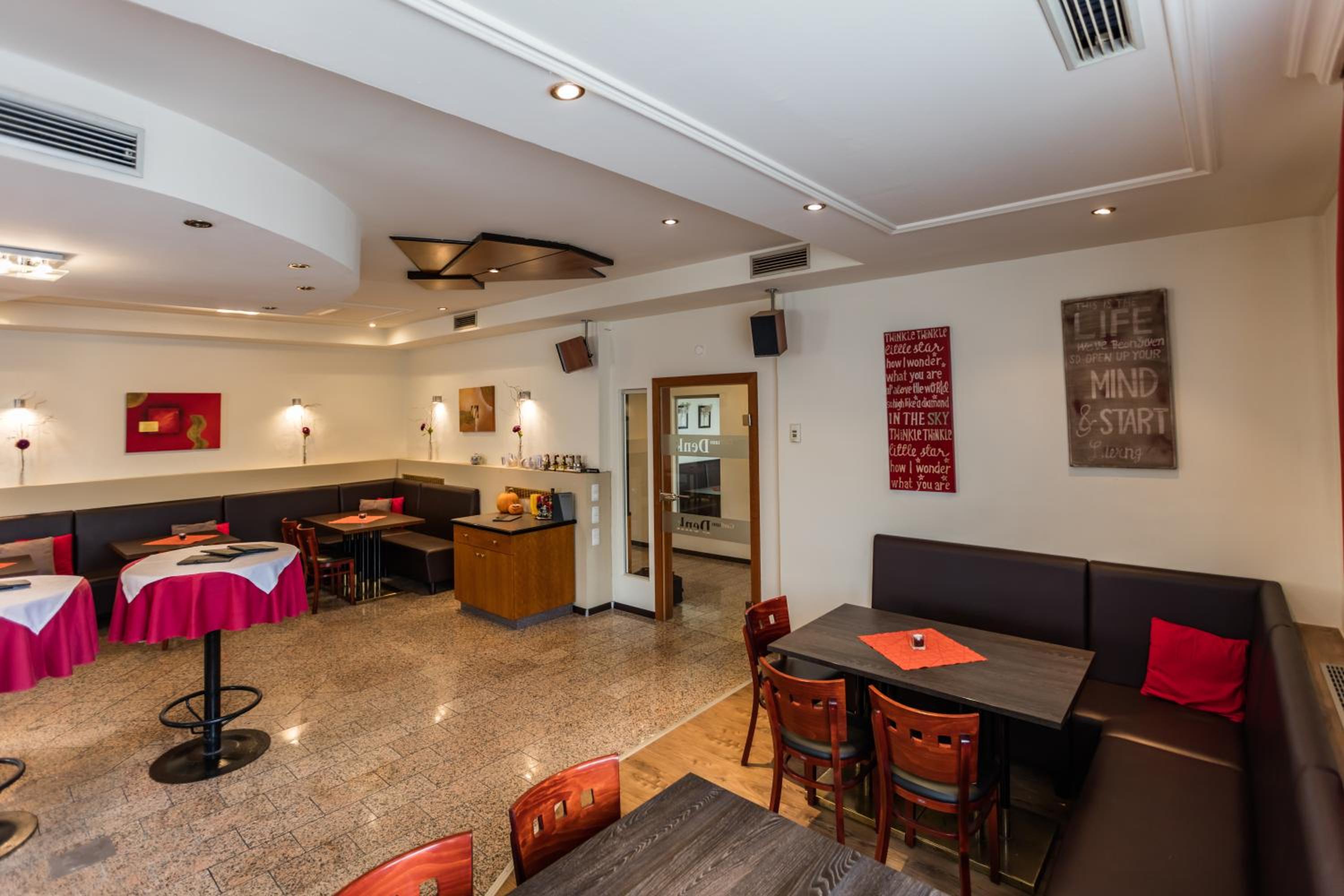 restaurant