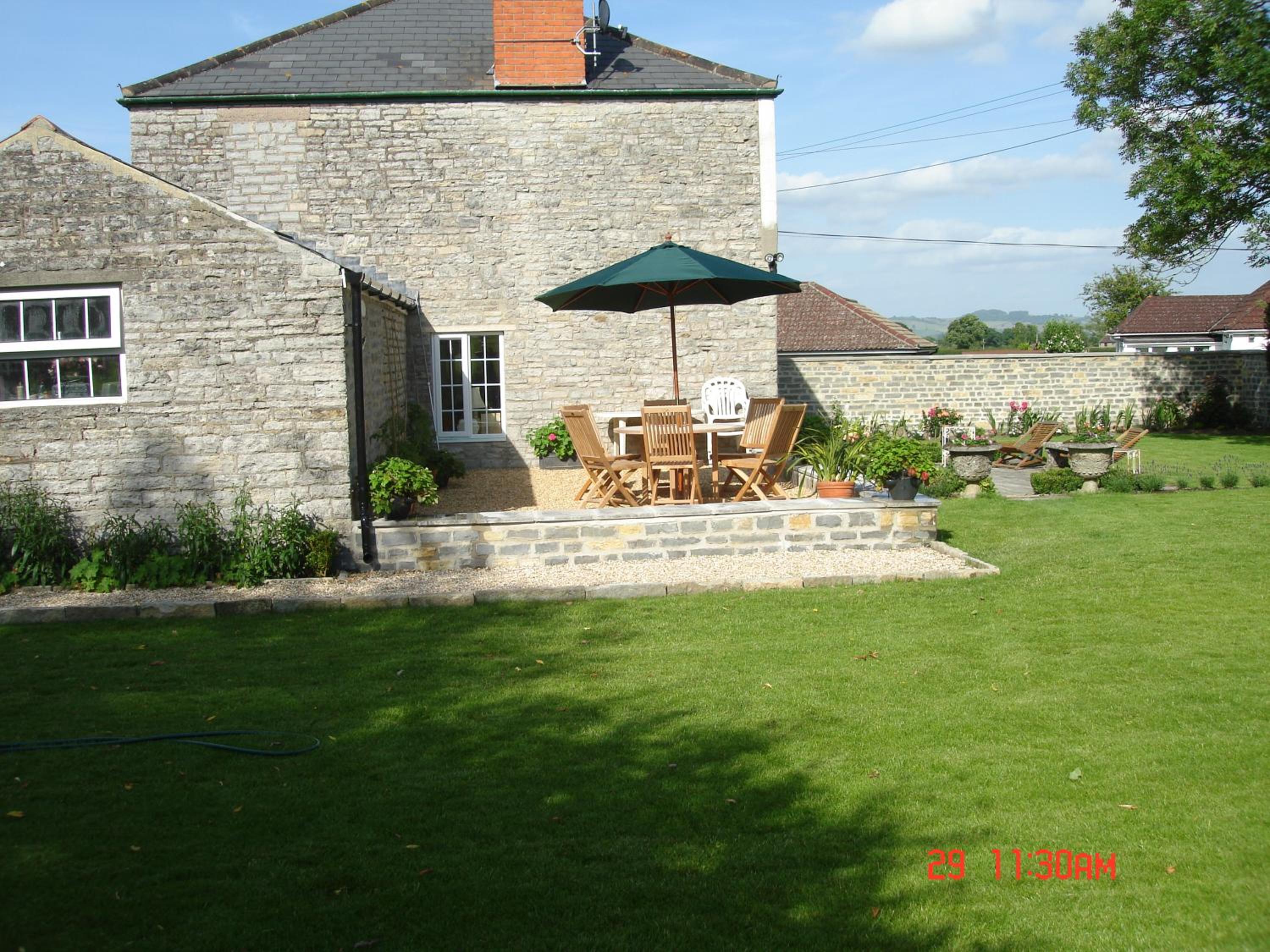 Photo 8