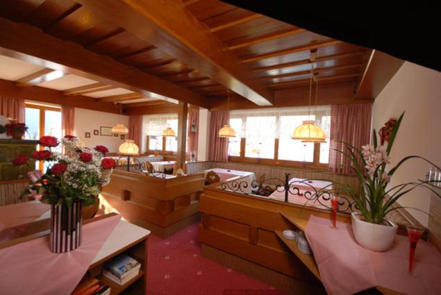 Hotel-Pension Flora