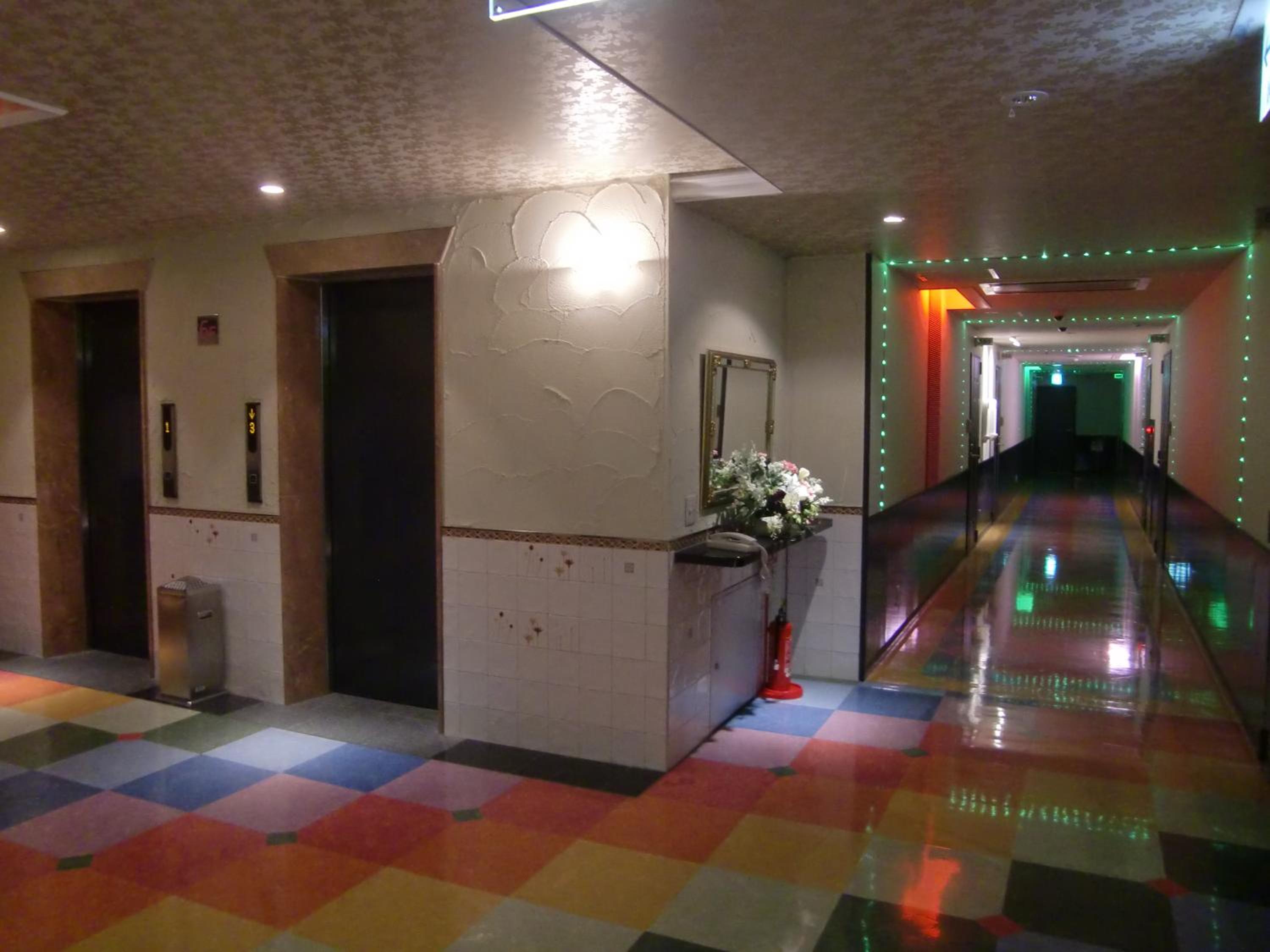 Photo 18
