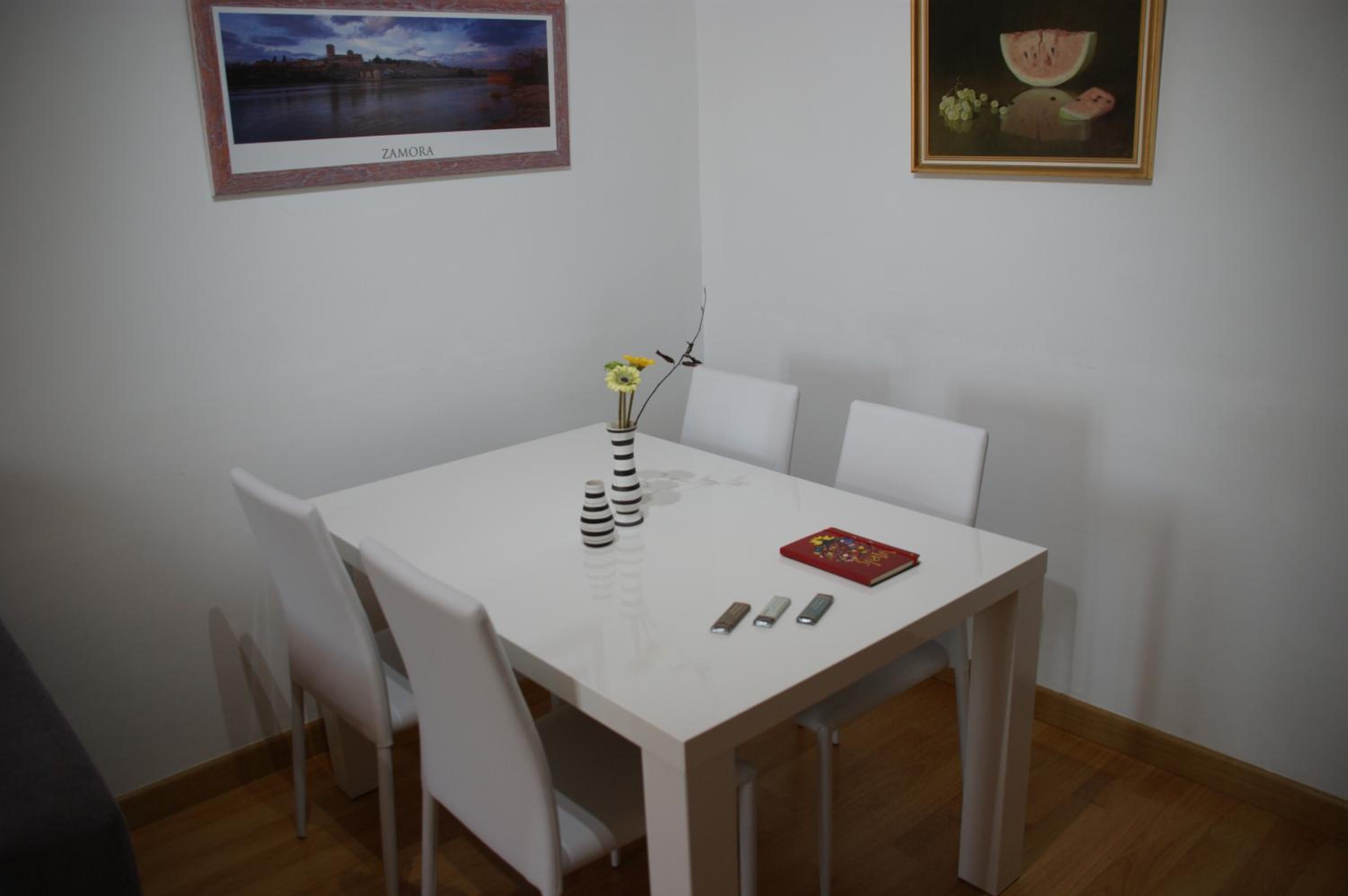 Apartamentos La Muralla