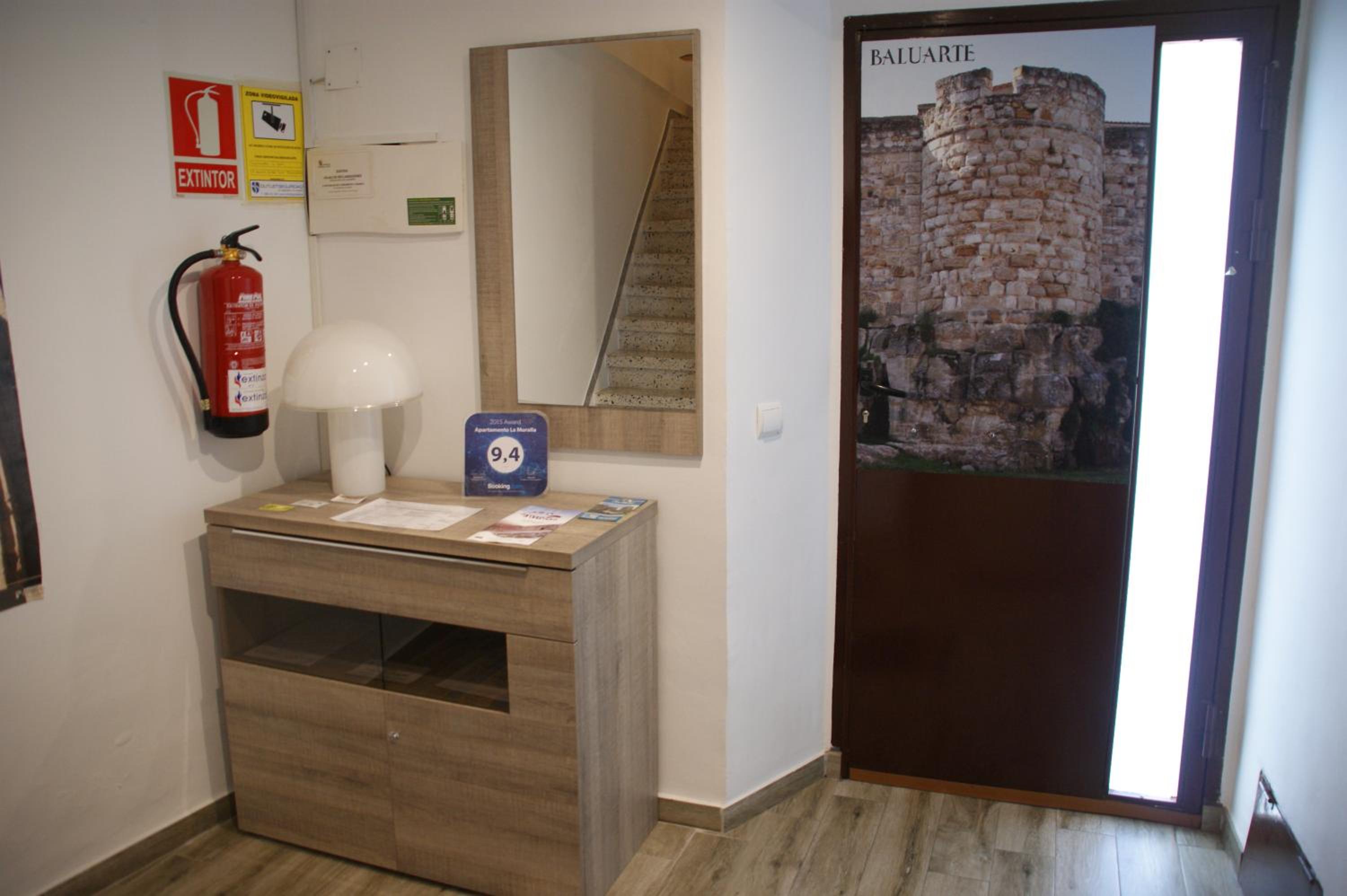 Apartamentos La Muralla
