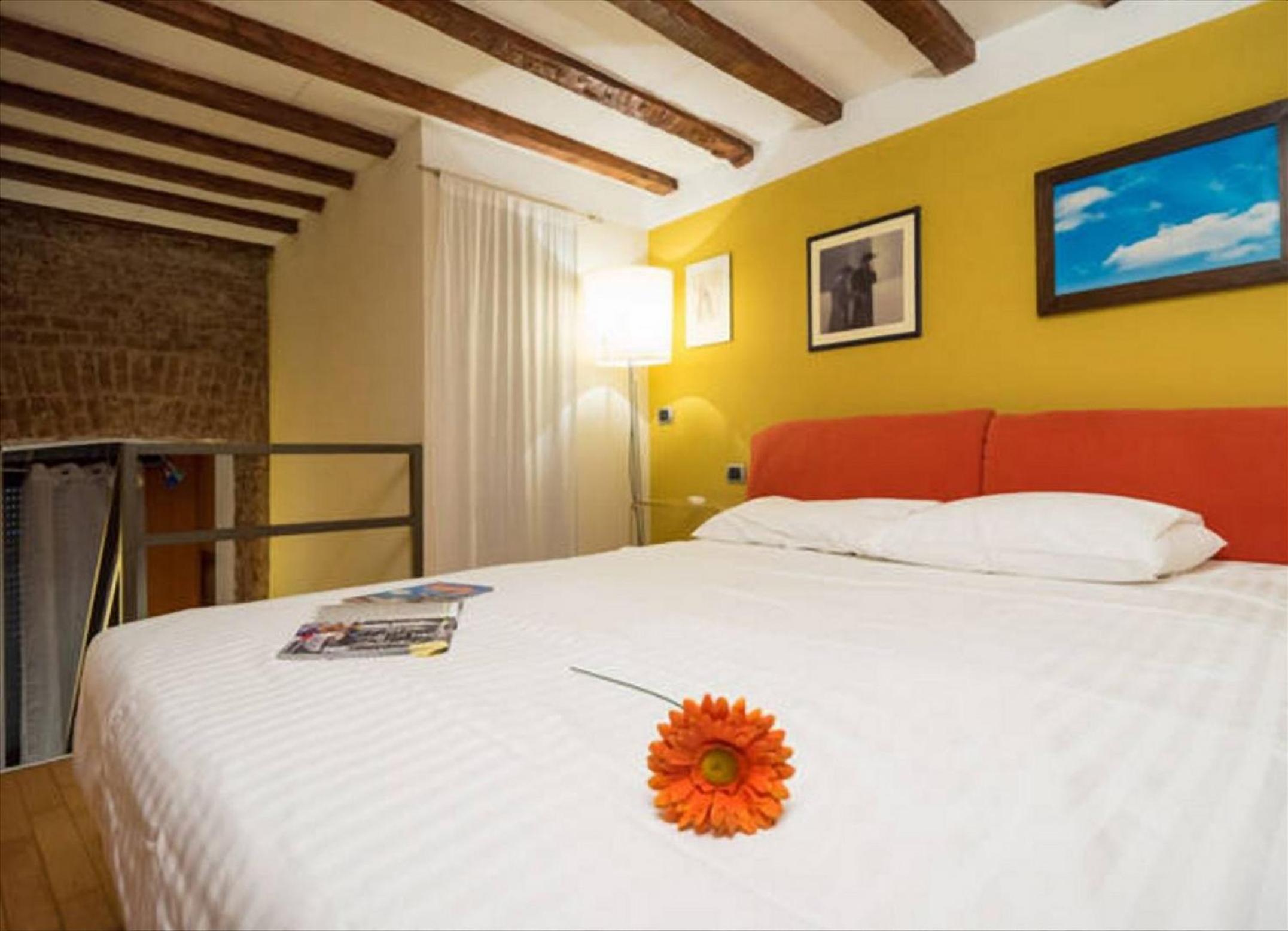 GuestHost - MM1 Porta Venezia - Stylish Flat
