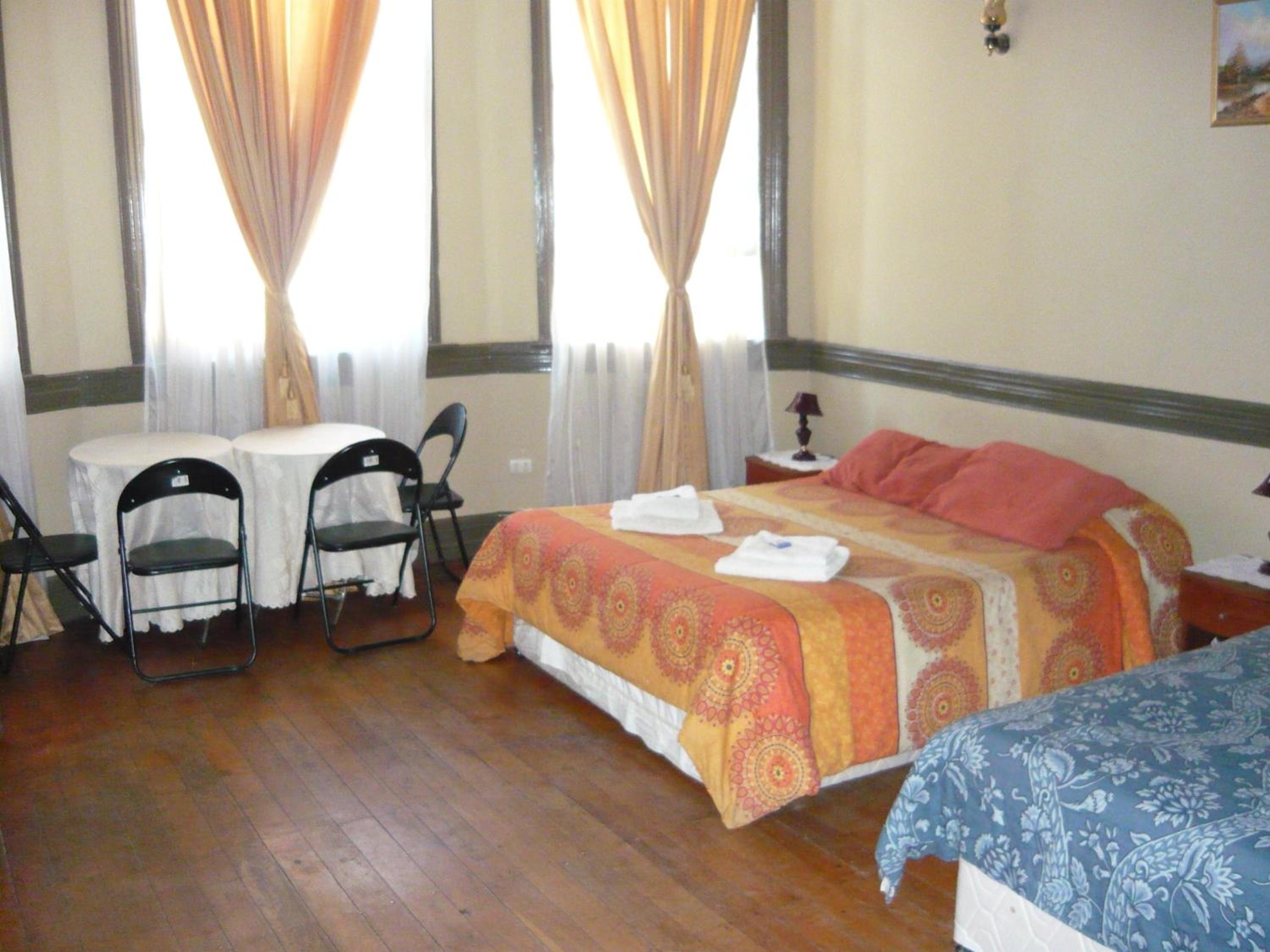 Hostal Residencia Blest Gana