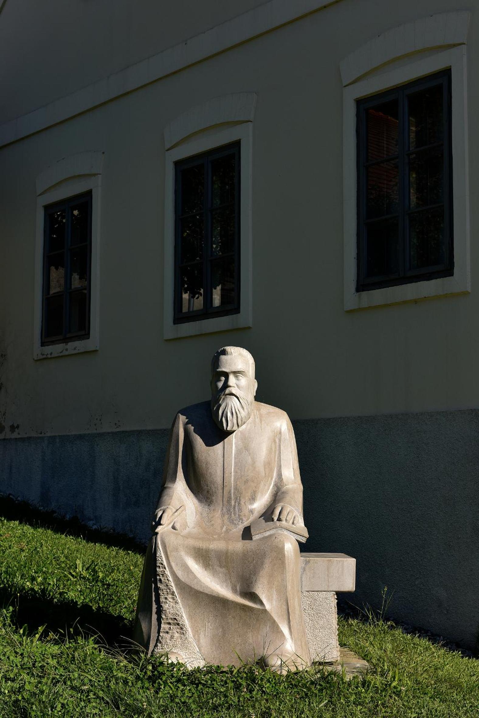 Photo 31