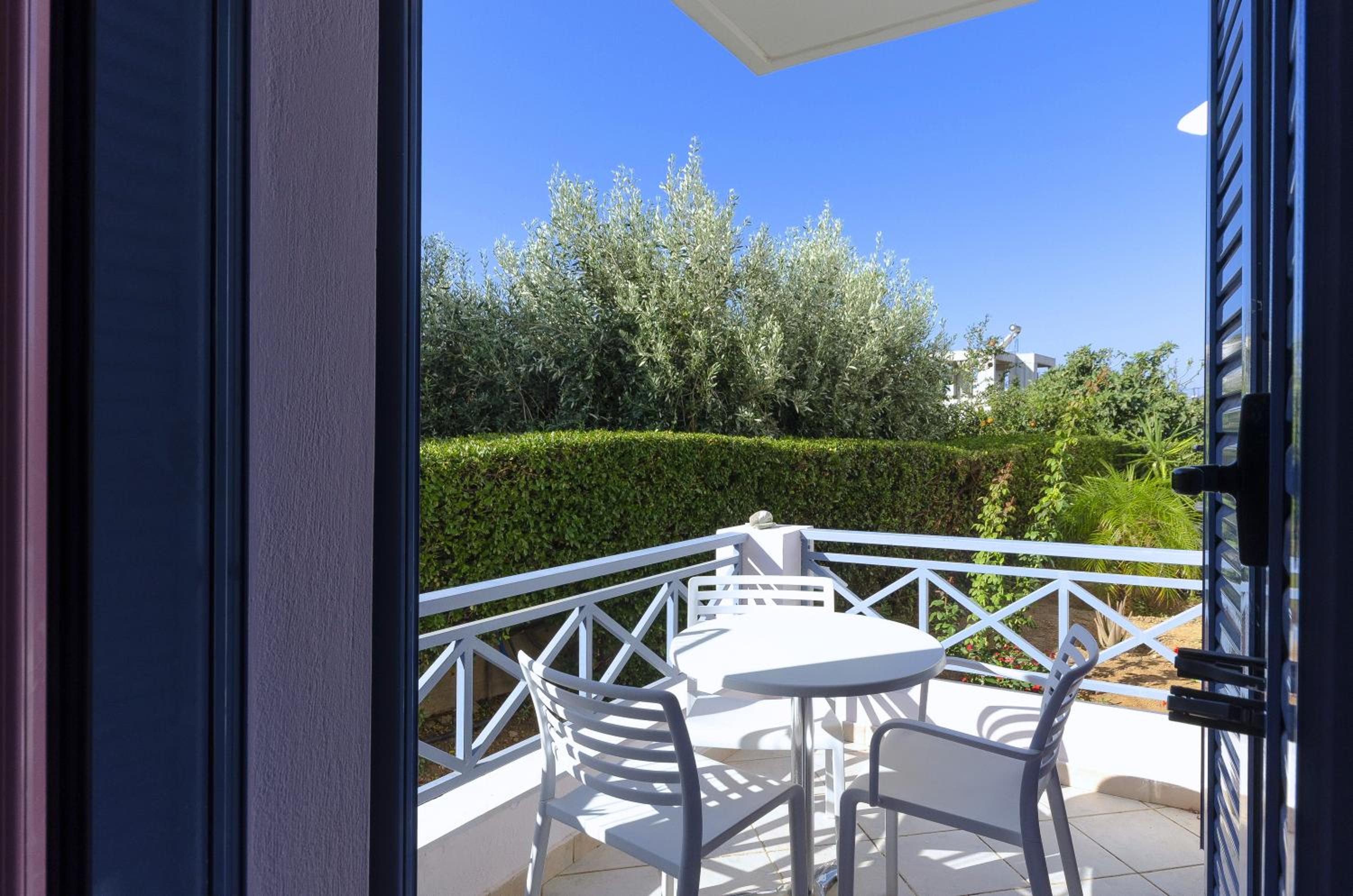 Cybele Apartments