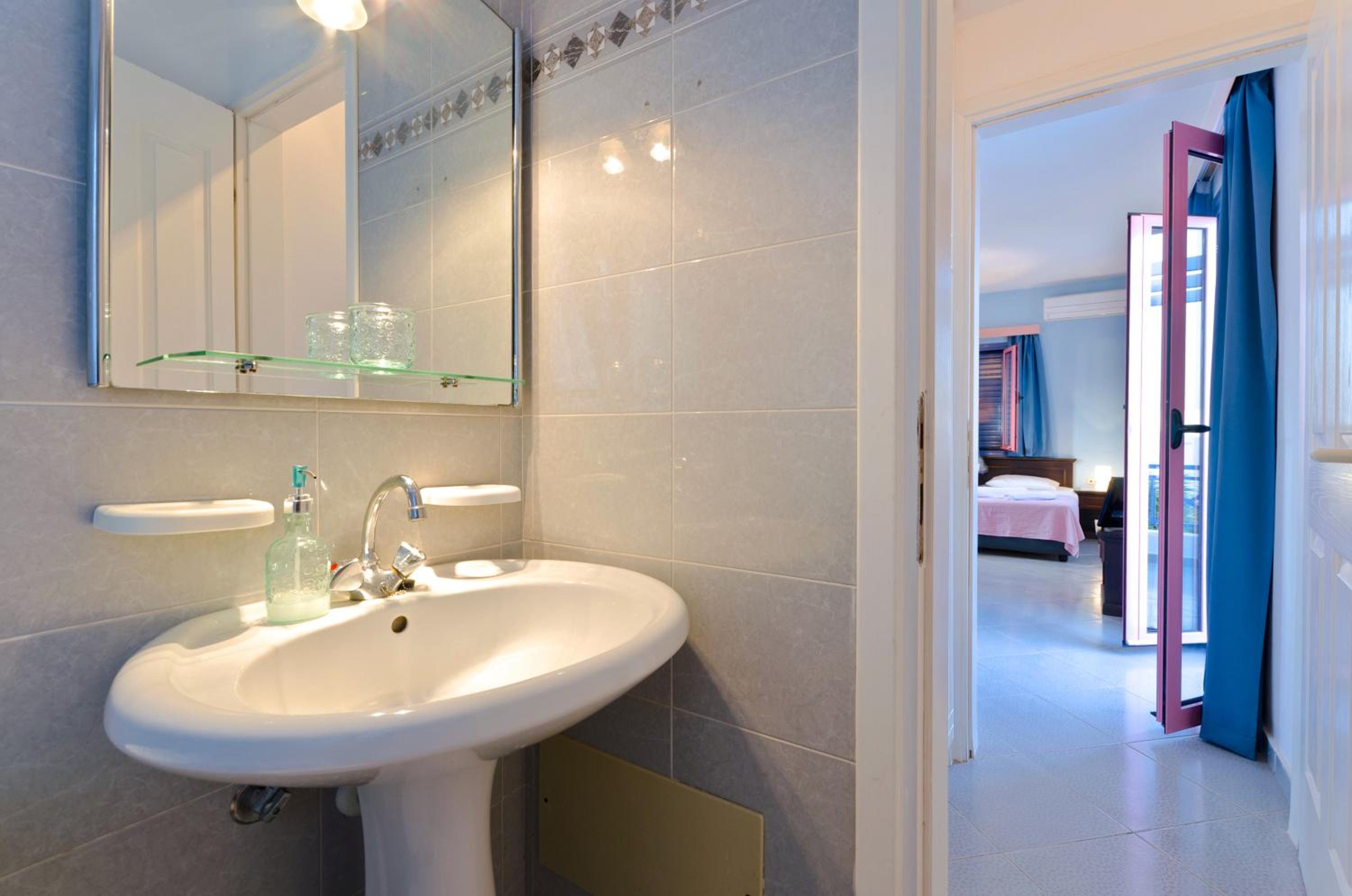 Cybele Apartments