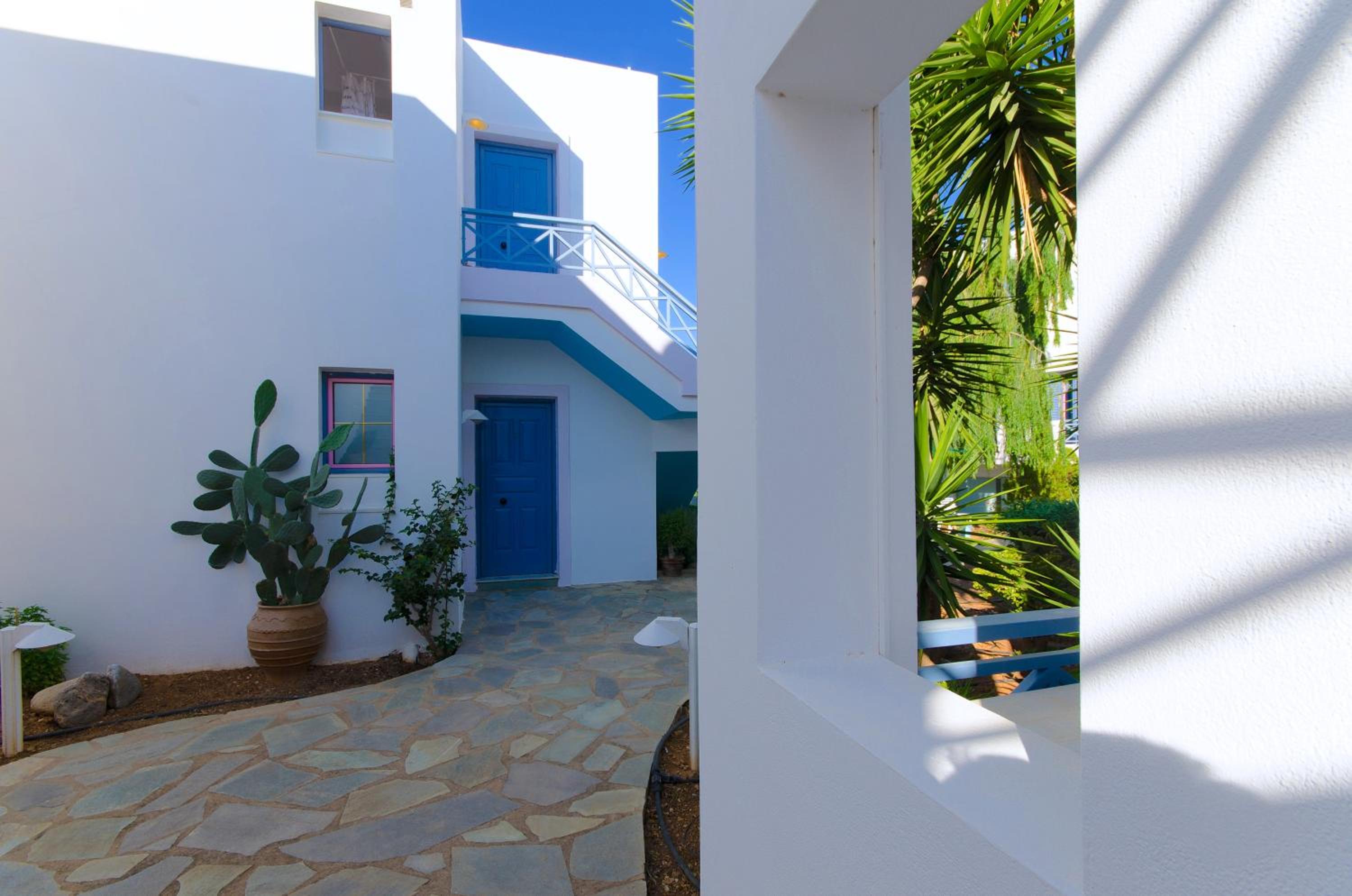 Cybele Apartments