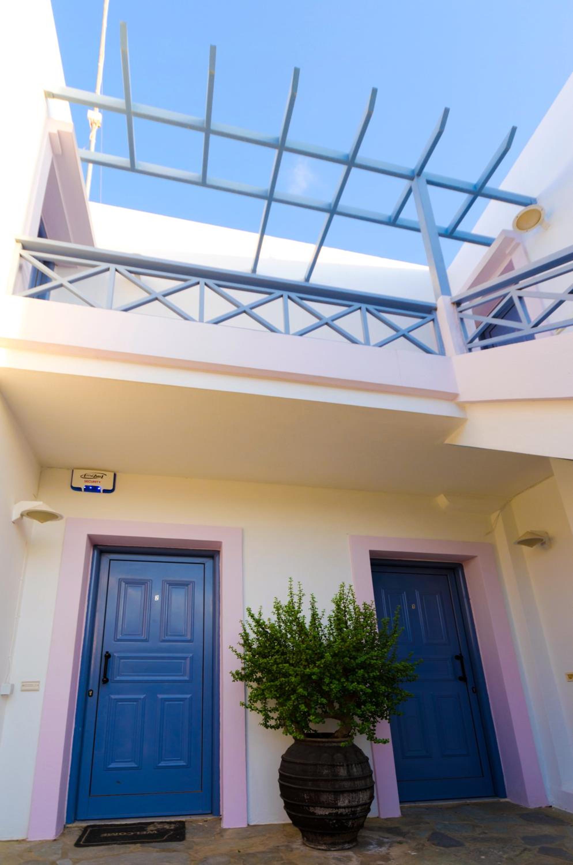 Cybele Apartments