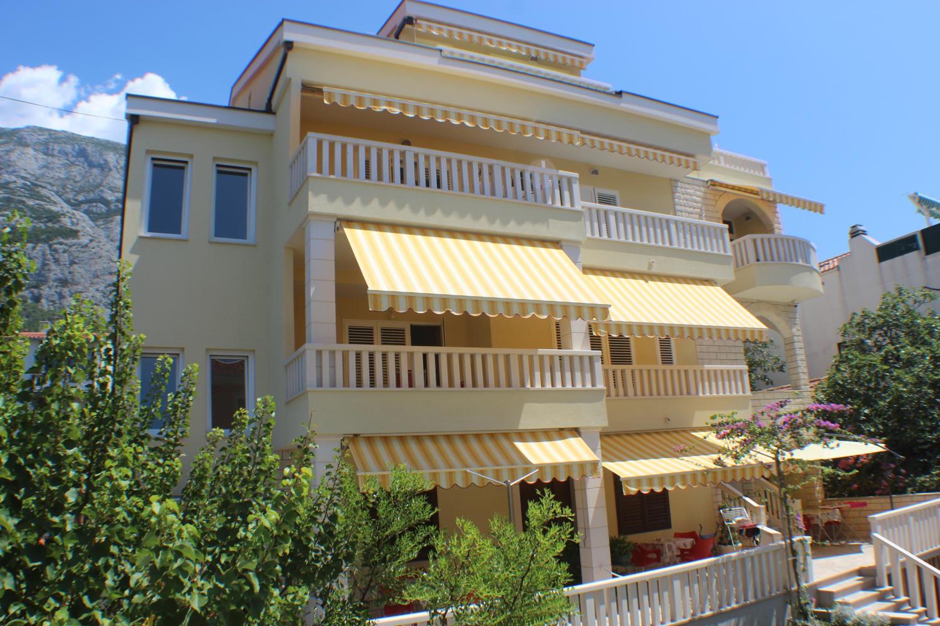 MG Ravlic Apartments view 2