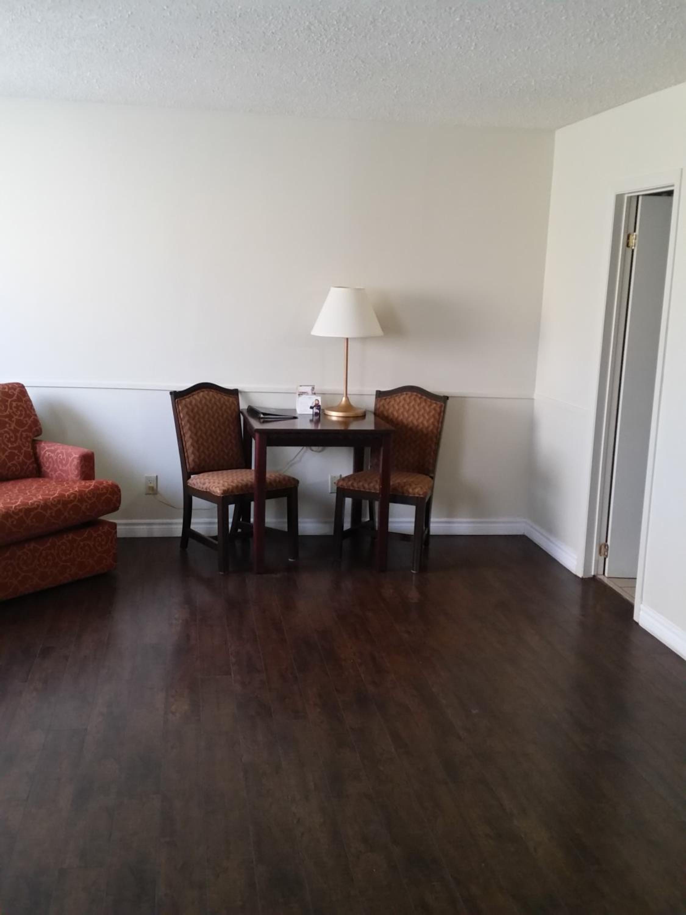 Brockville Vacations - Super 8 by Wyndham Brockville - Property Image 12