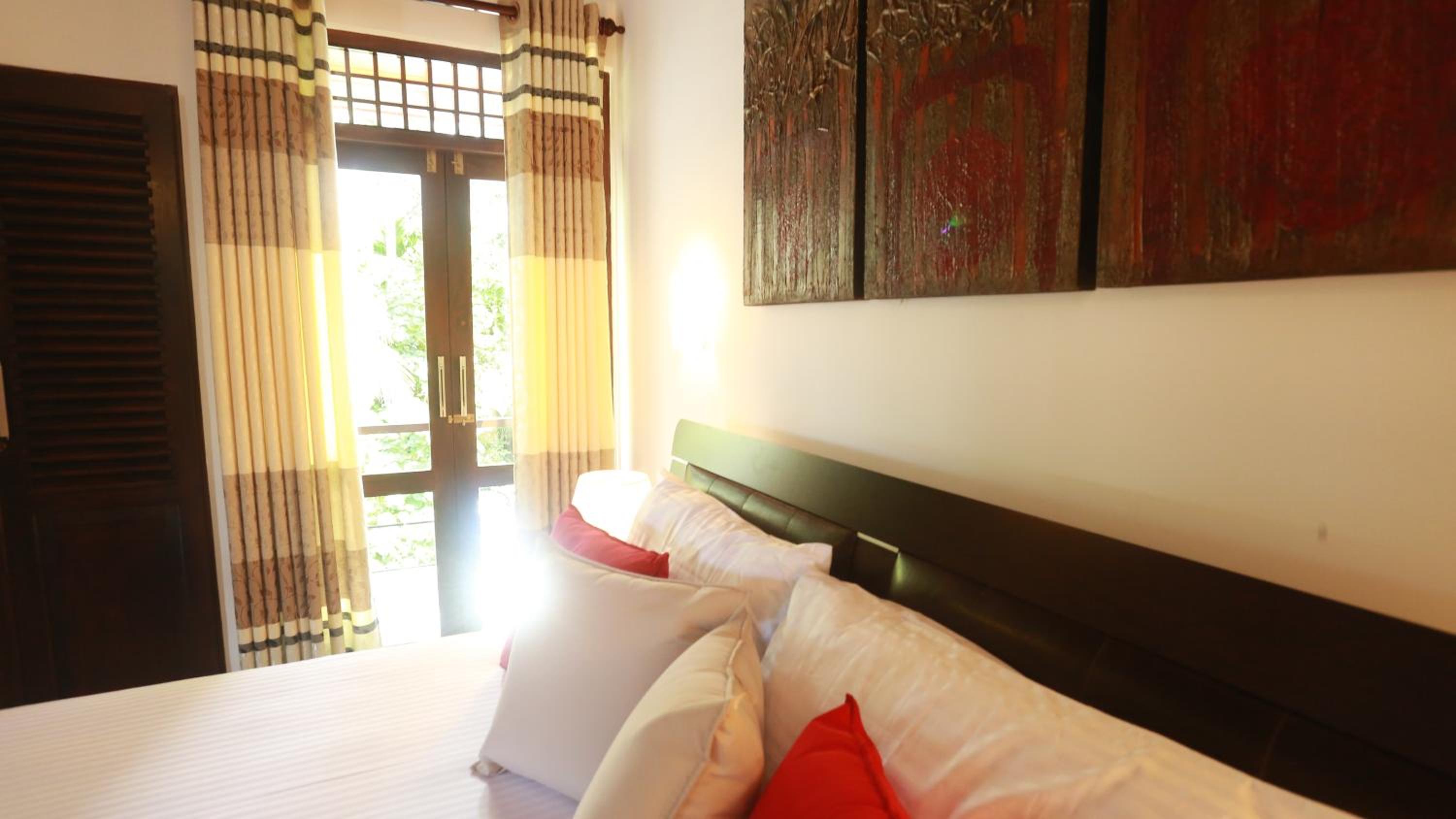 River Breeze Villa Bentota