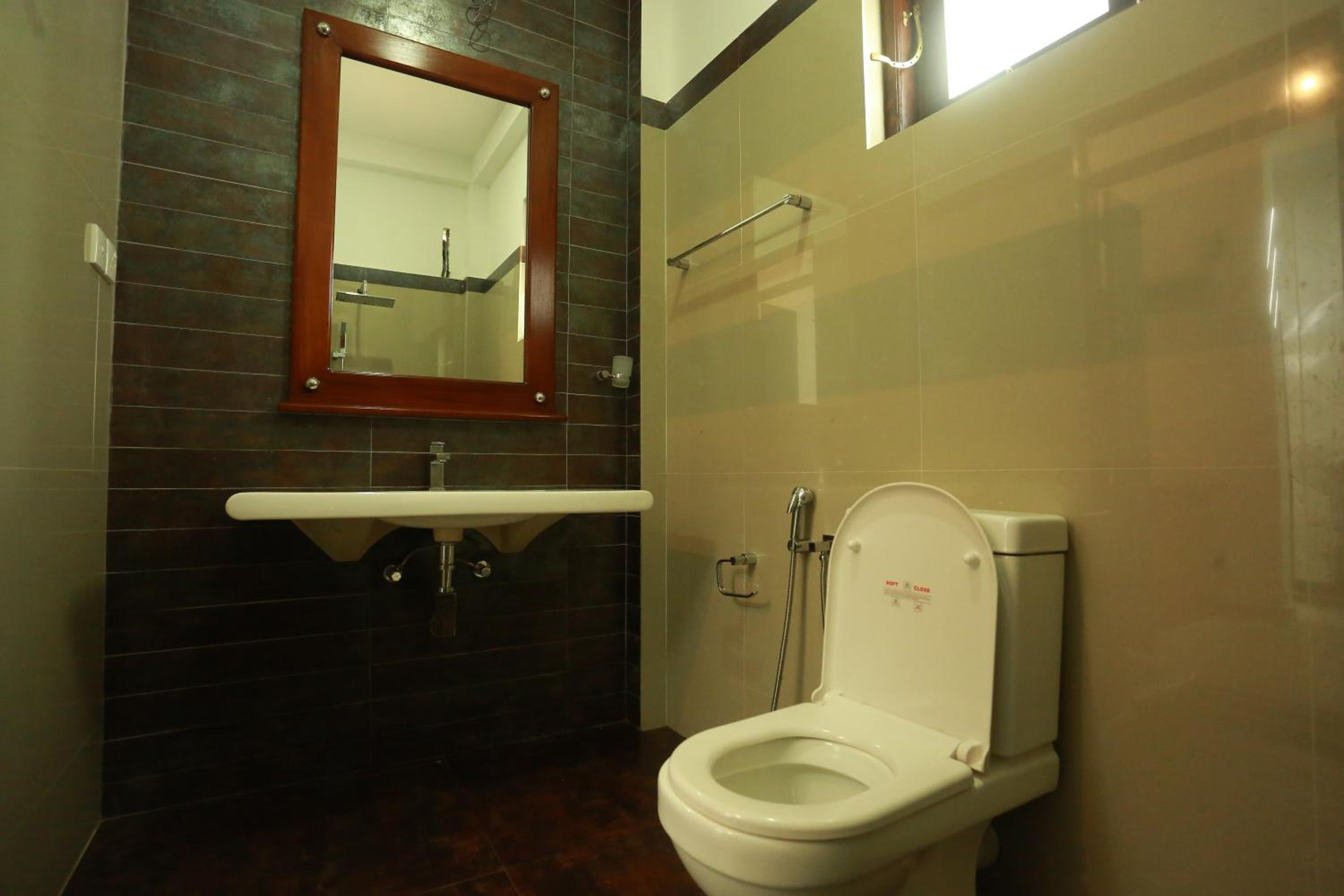 River Breeze Villa Bentota