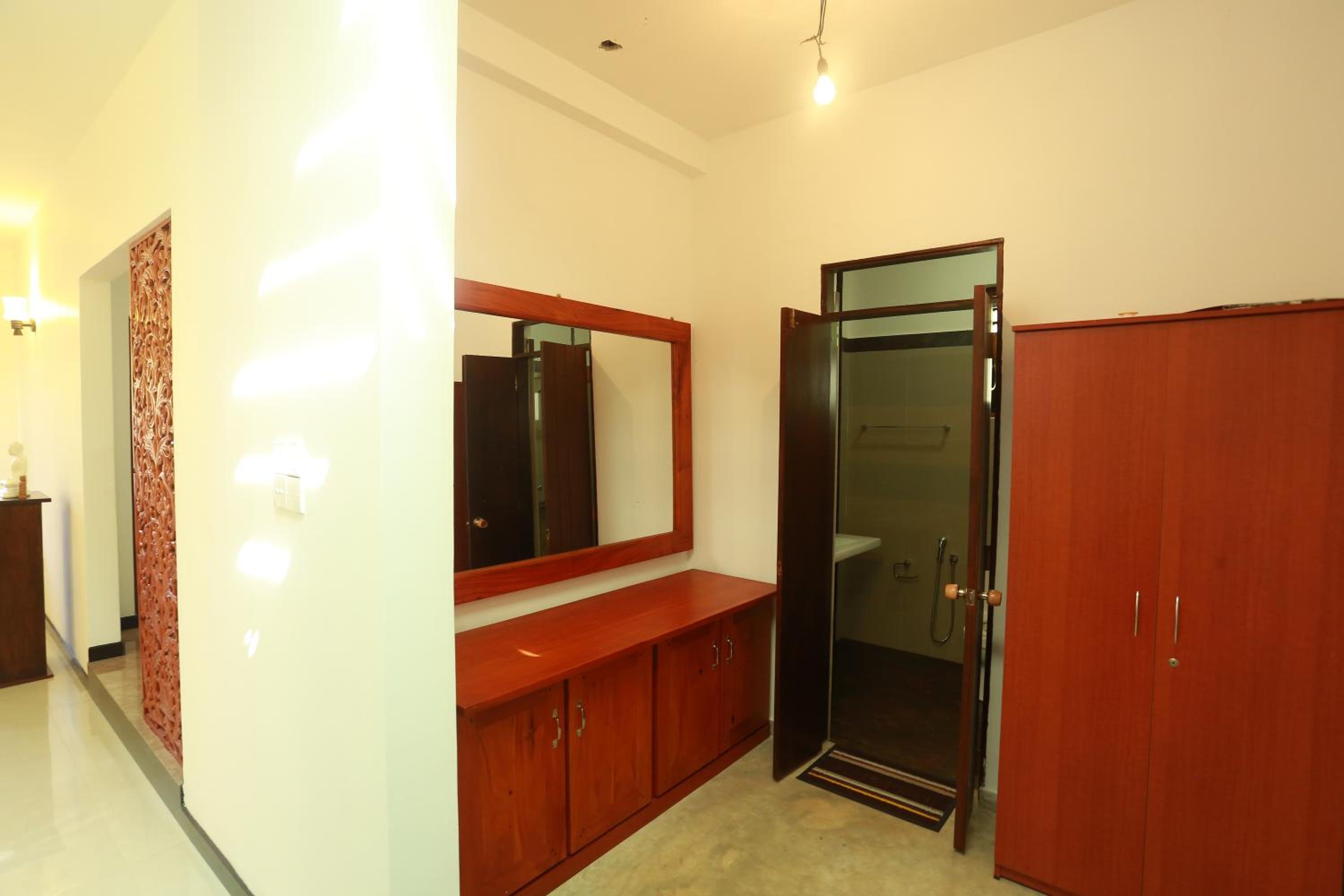 River Breeze Villa Bentota