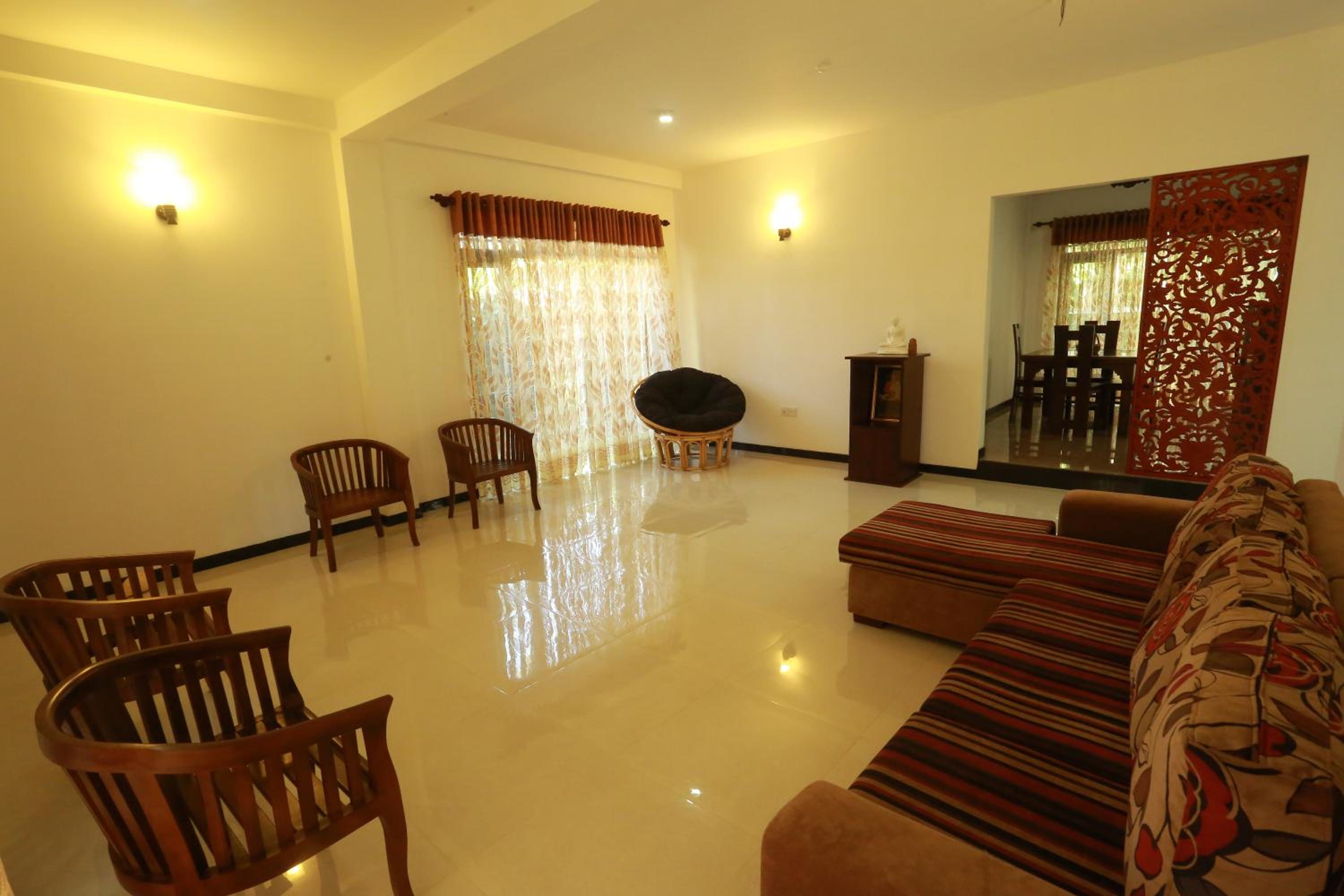 River Breeze Villa Bentota