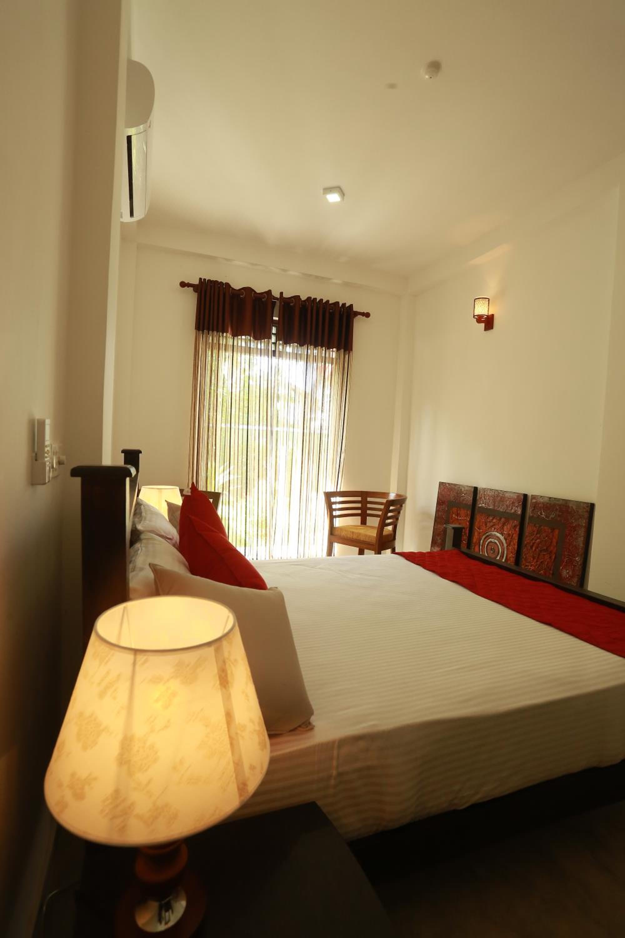 River Breeze Villa Bentota