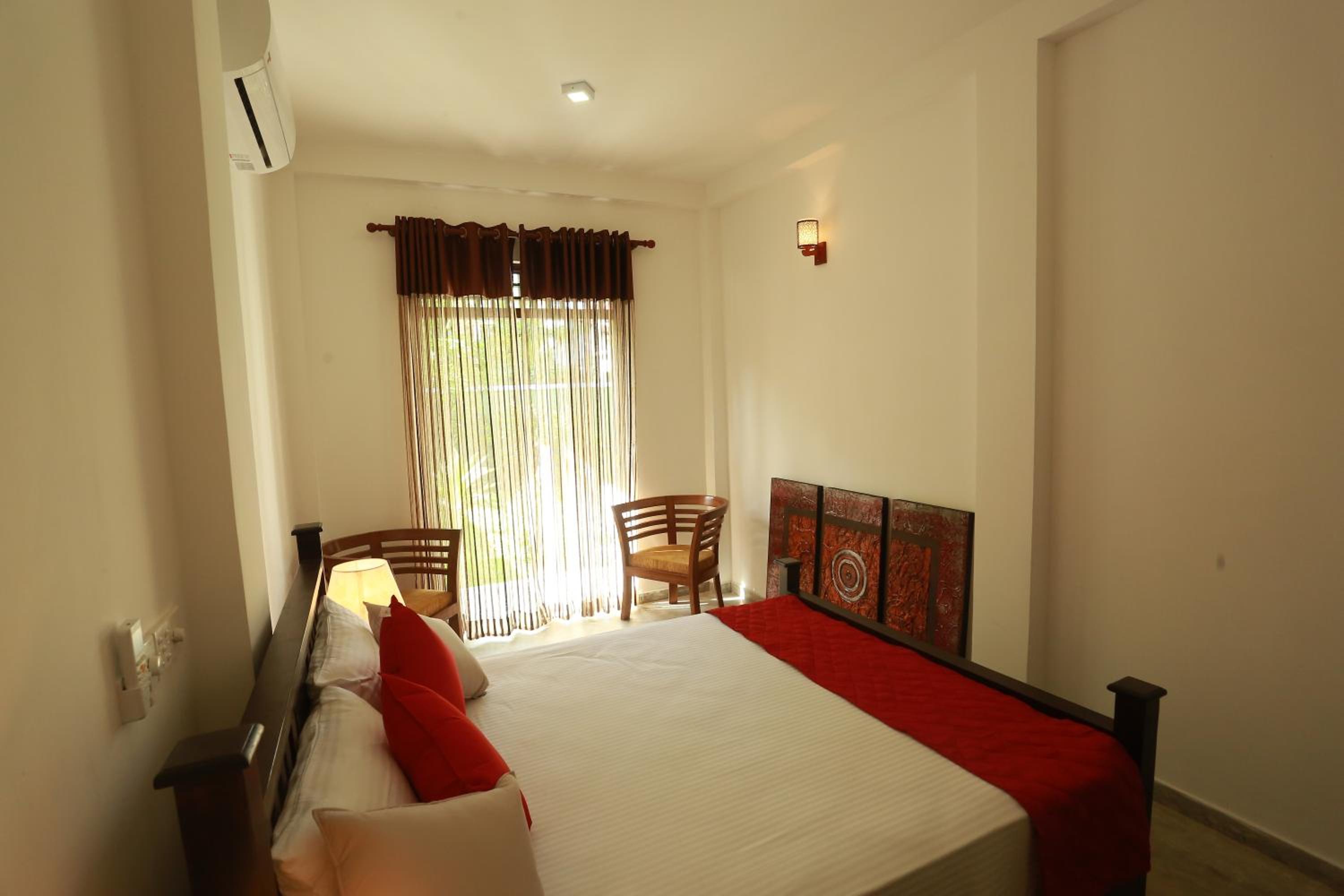 River Breeze Villa Bentota