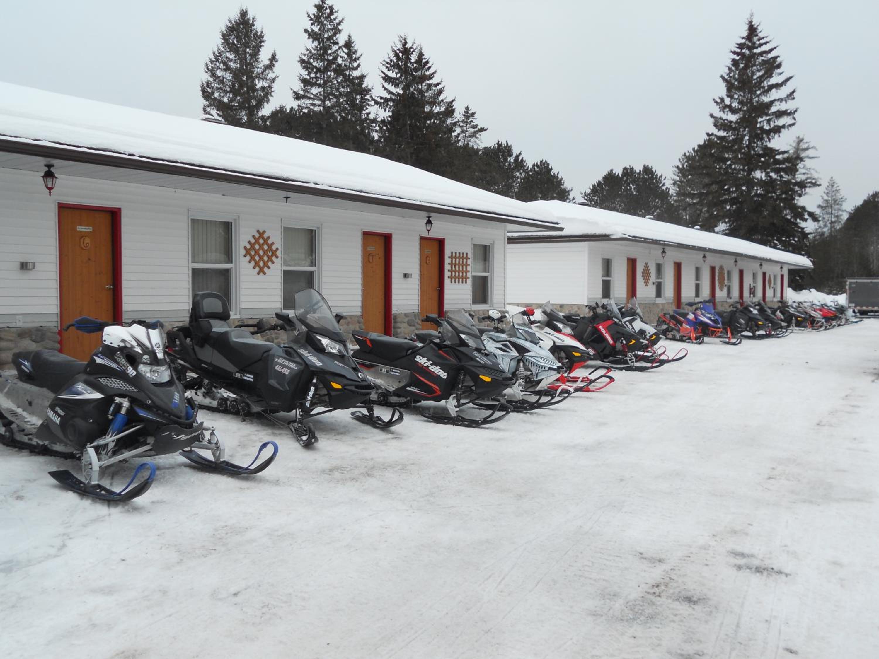 Deep River Motel