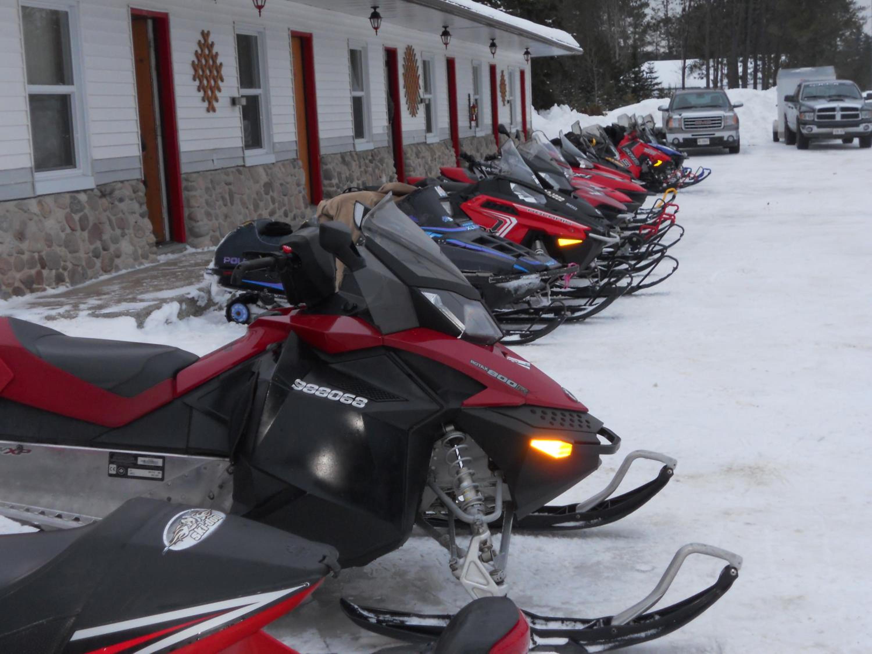 Deep River Motel