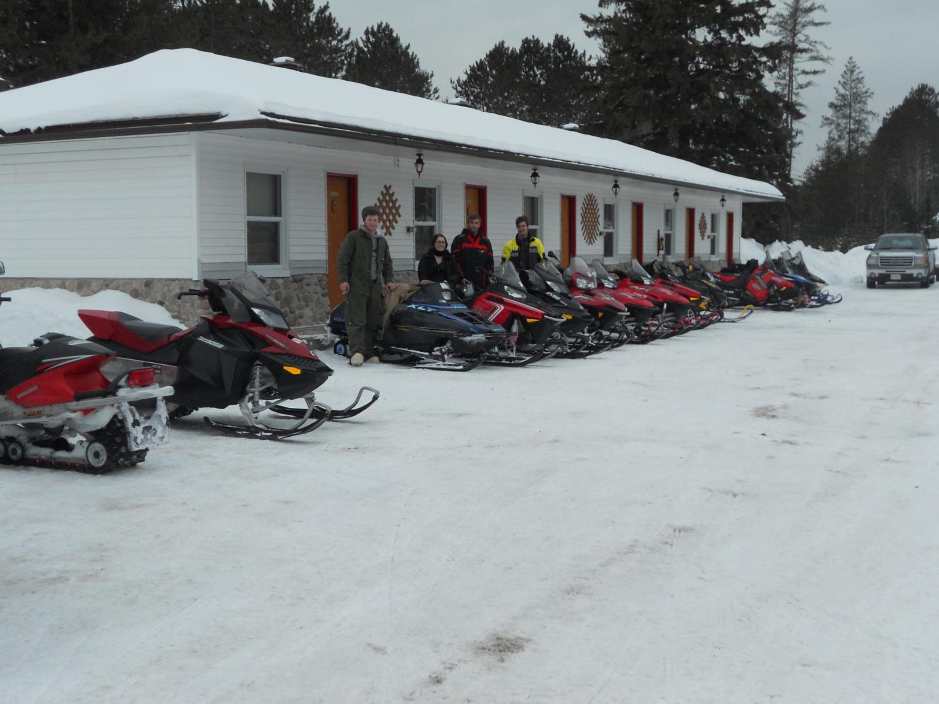 Deep River Motel