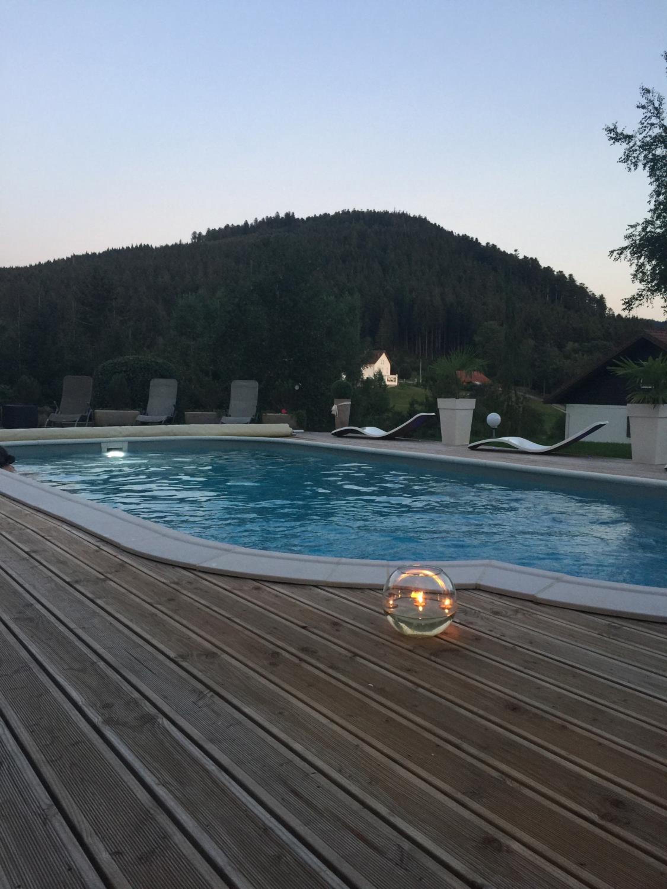 Maison La Devinière - sauna et spa compris accessibles toute l'année