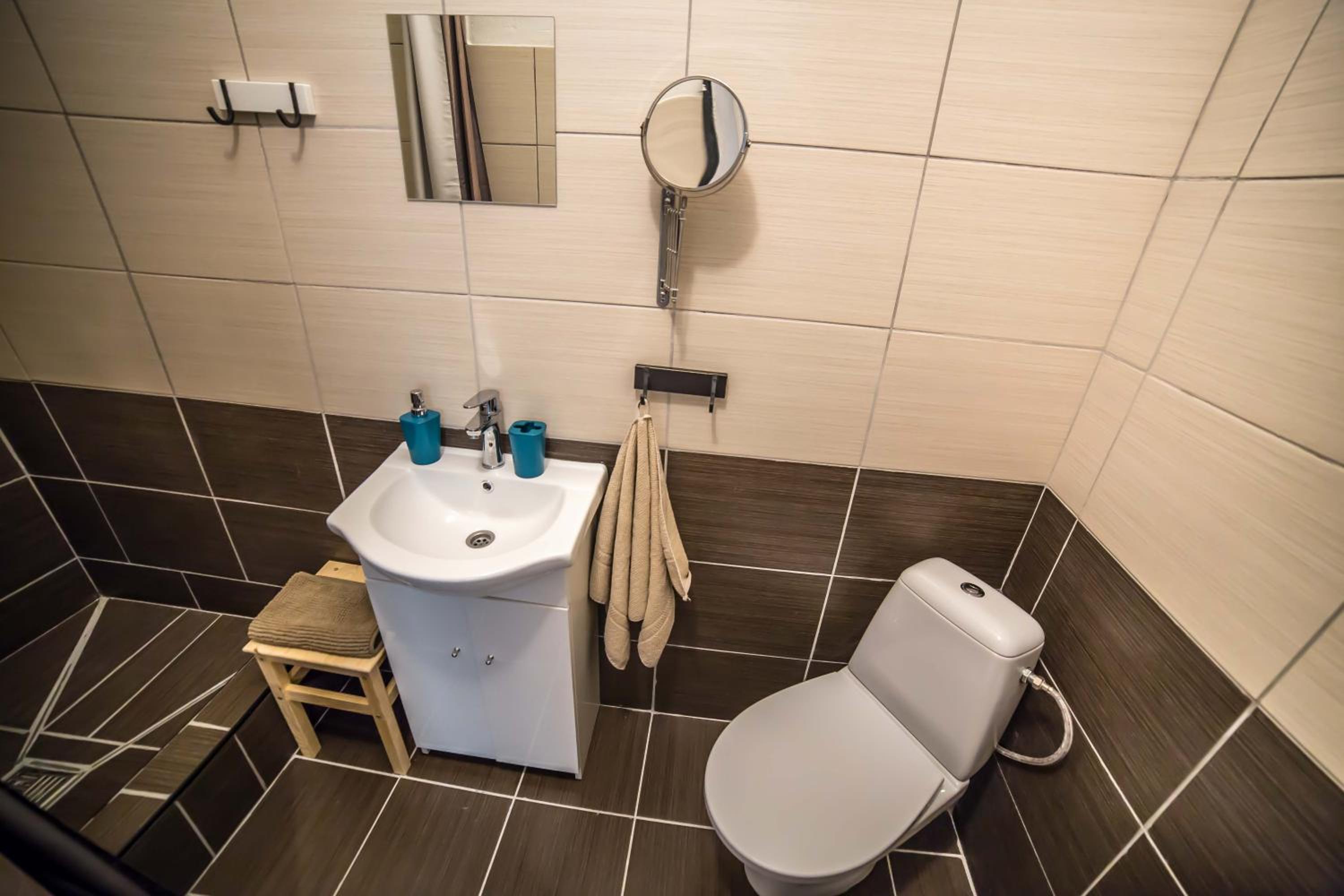 Nitra Glycerin Hostel