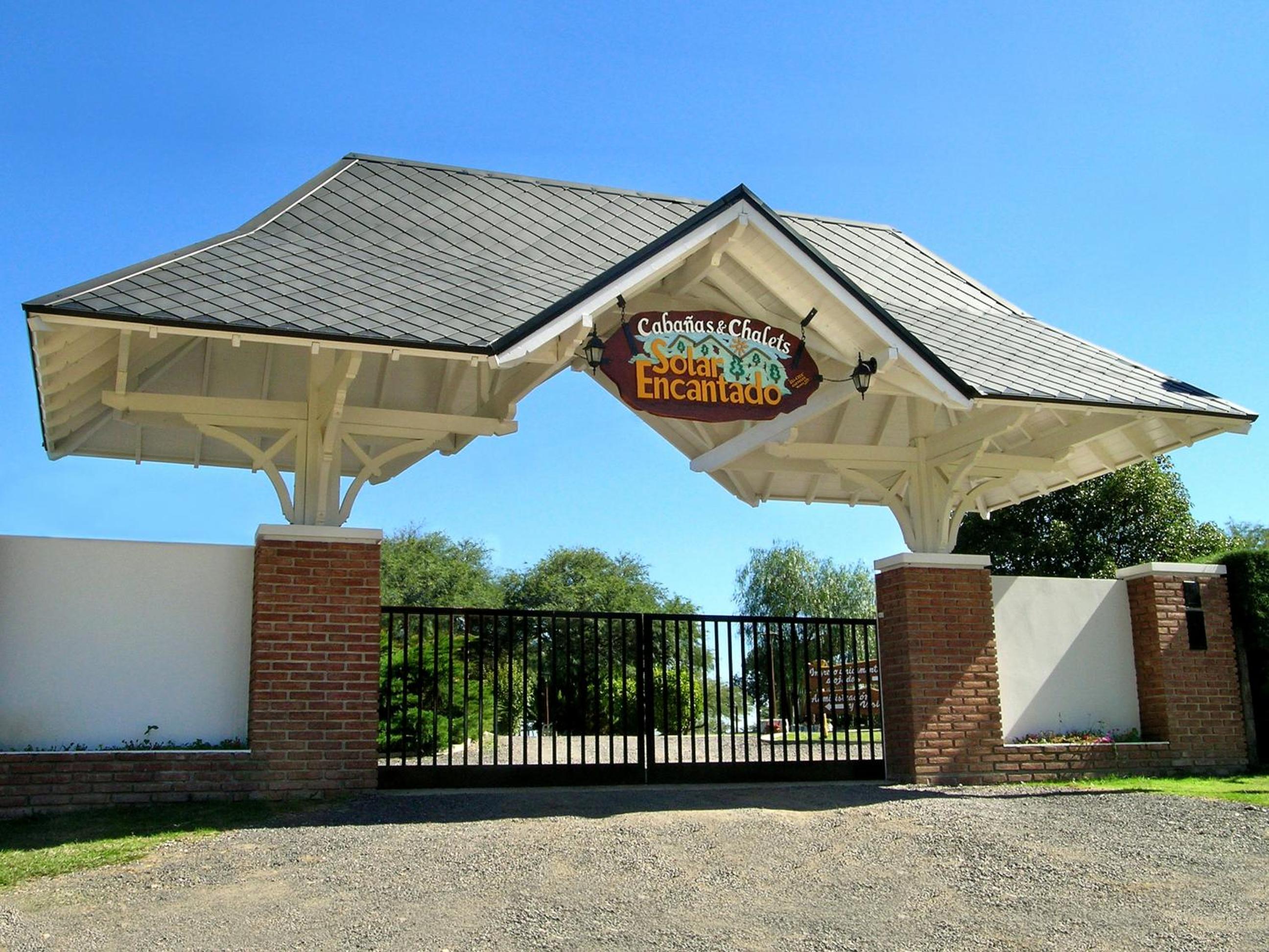Solar Encantado Cabañas & Chalet