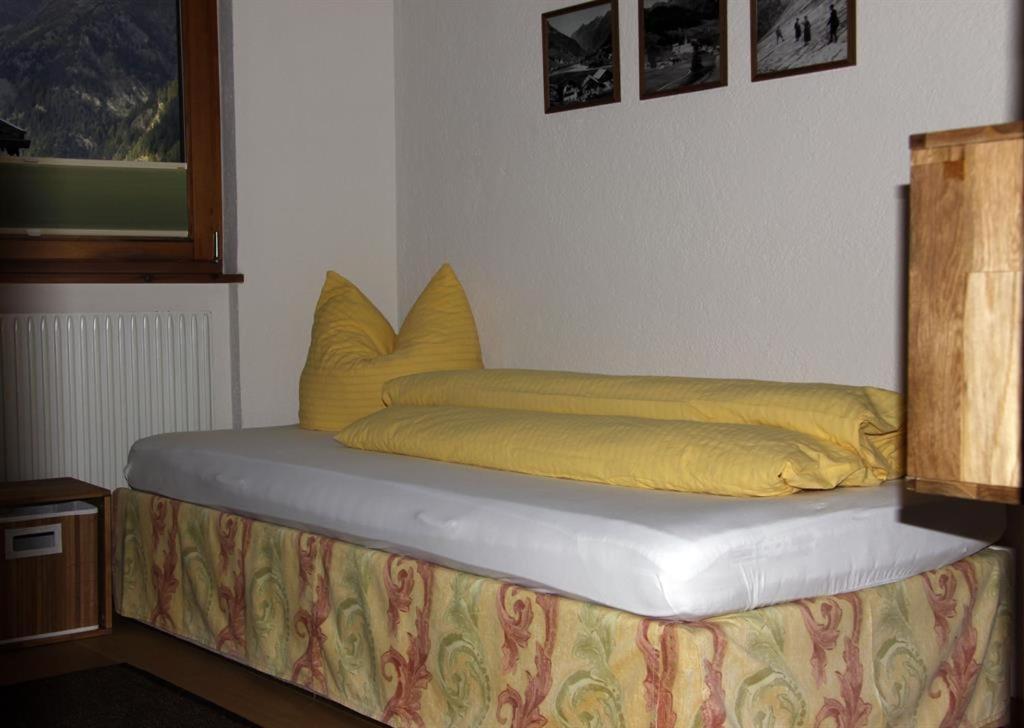 Photo 42