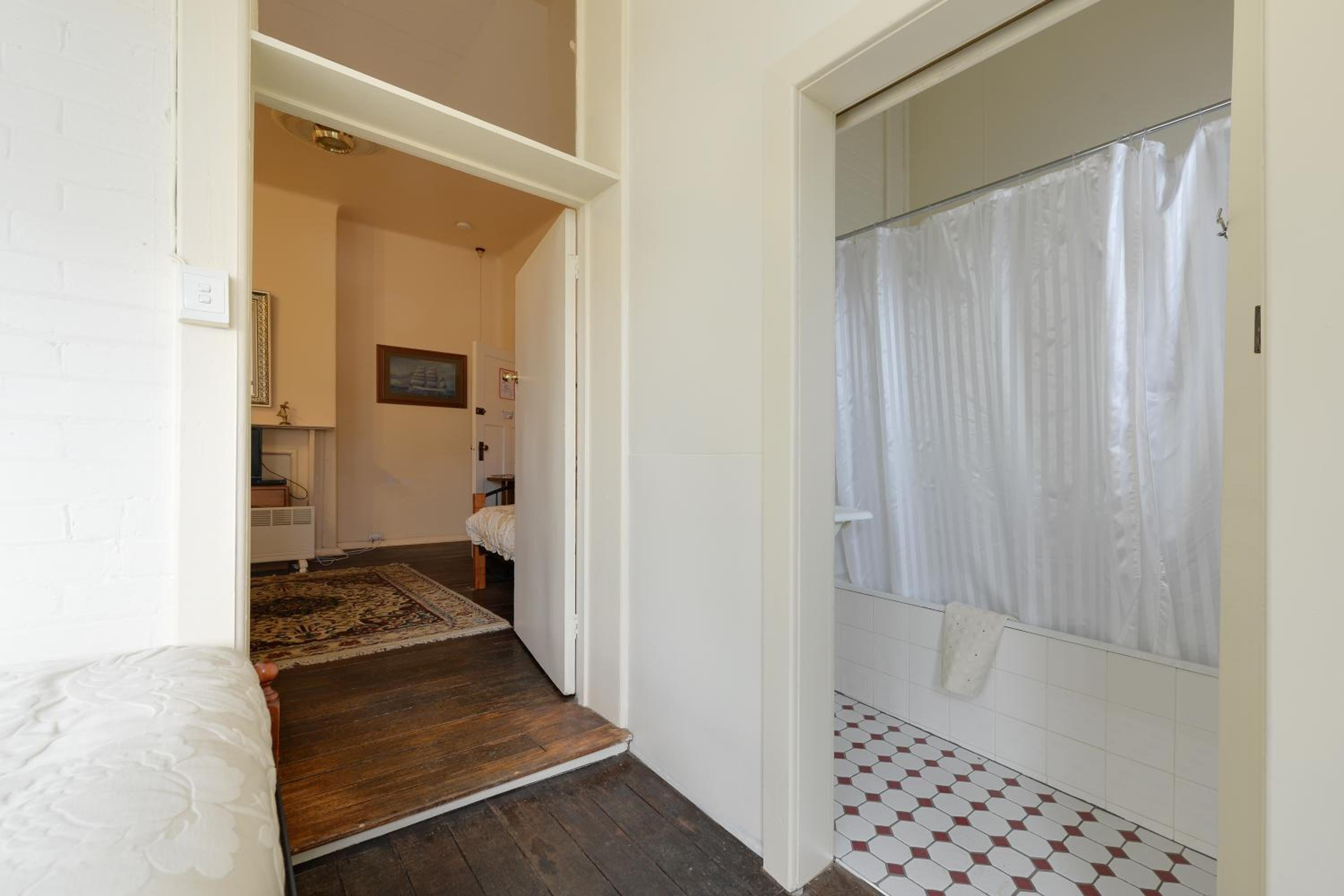 Edinburgh Gallery Bed & Breakfast