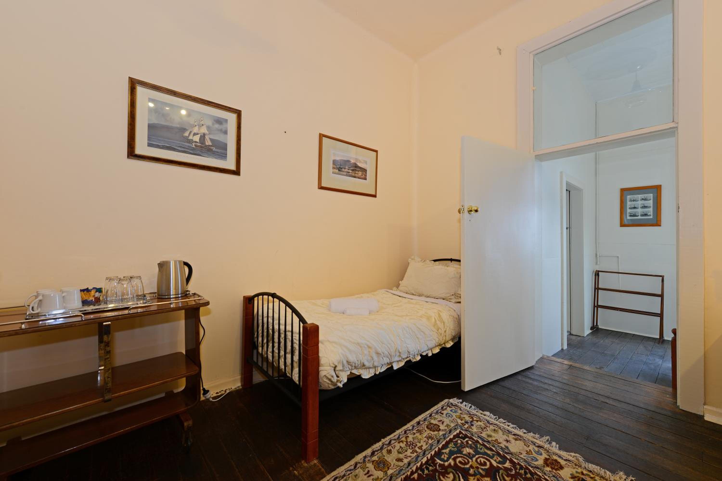 Edinburgh Gallery Bed & Breakfast