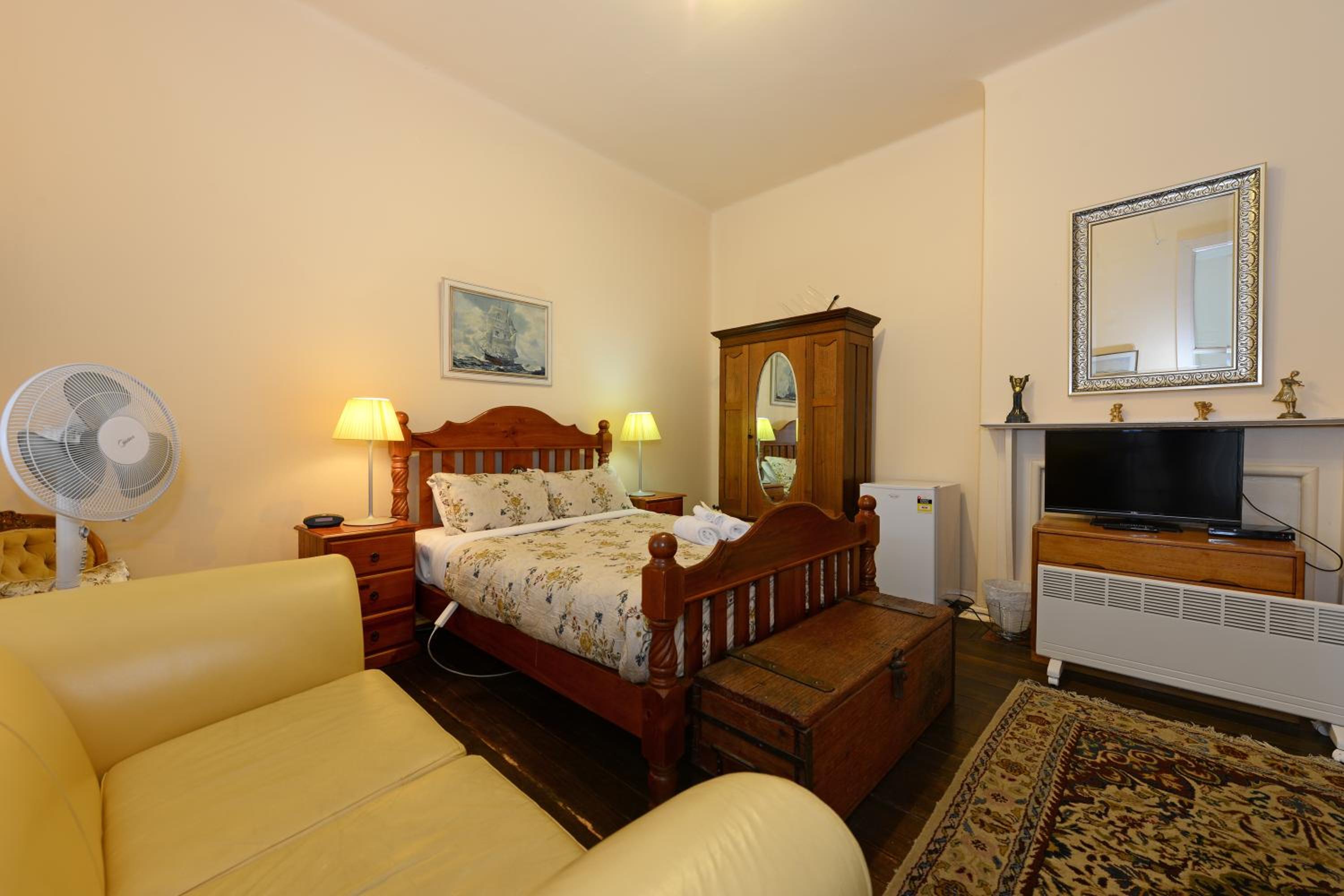 Edinburgh Gallery Bed & Breakfast