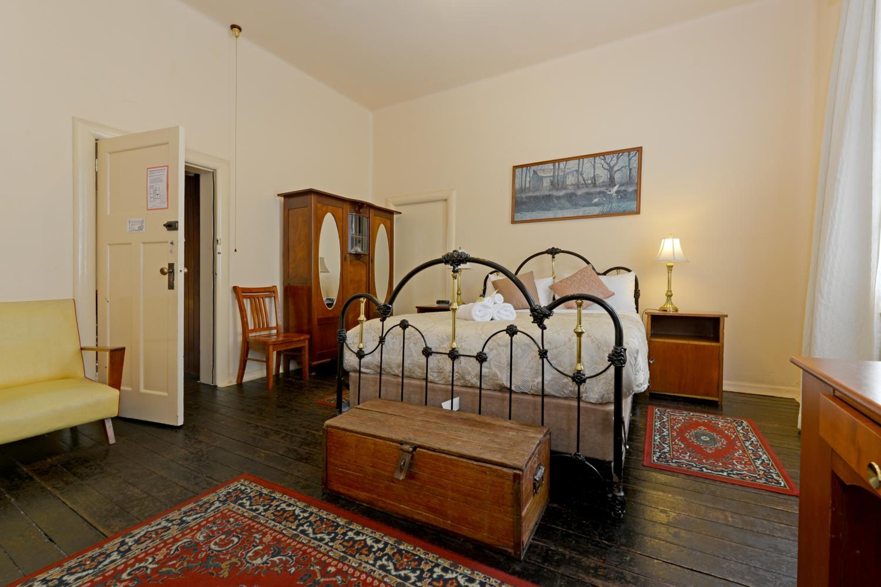 Edinburgh Gallery Bed & Breakfast