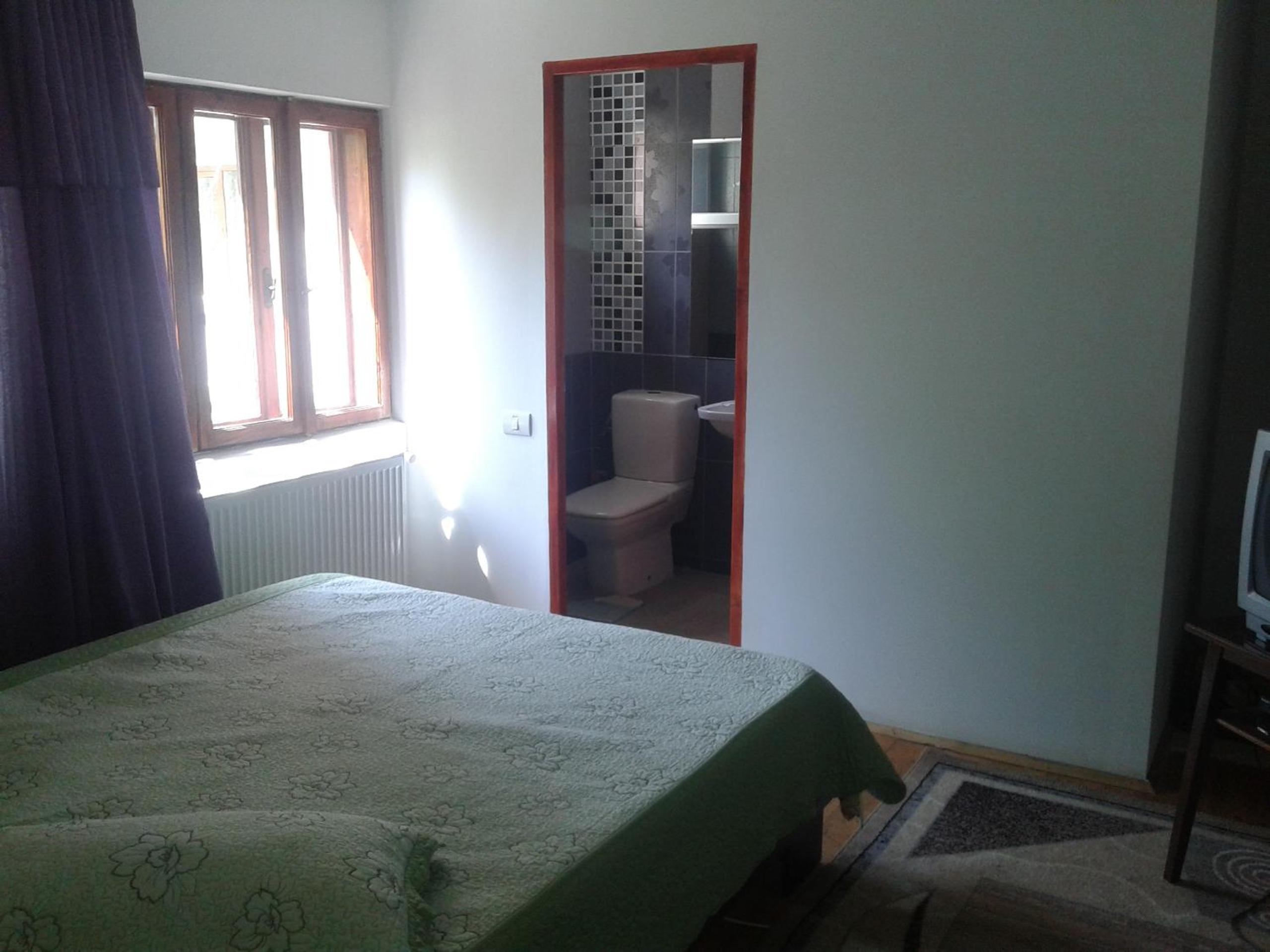 Photo 38