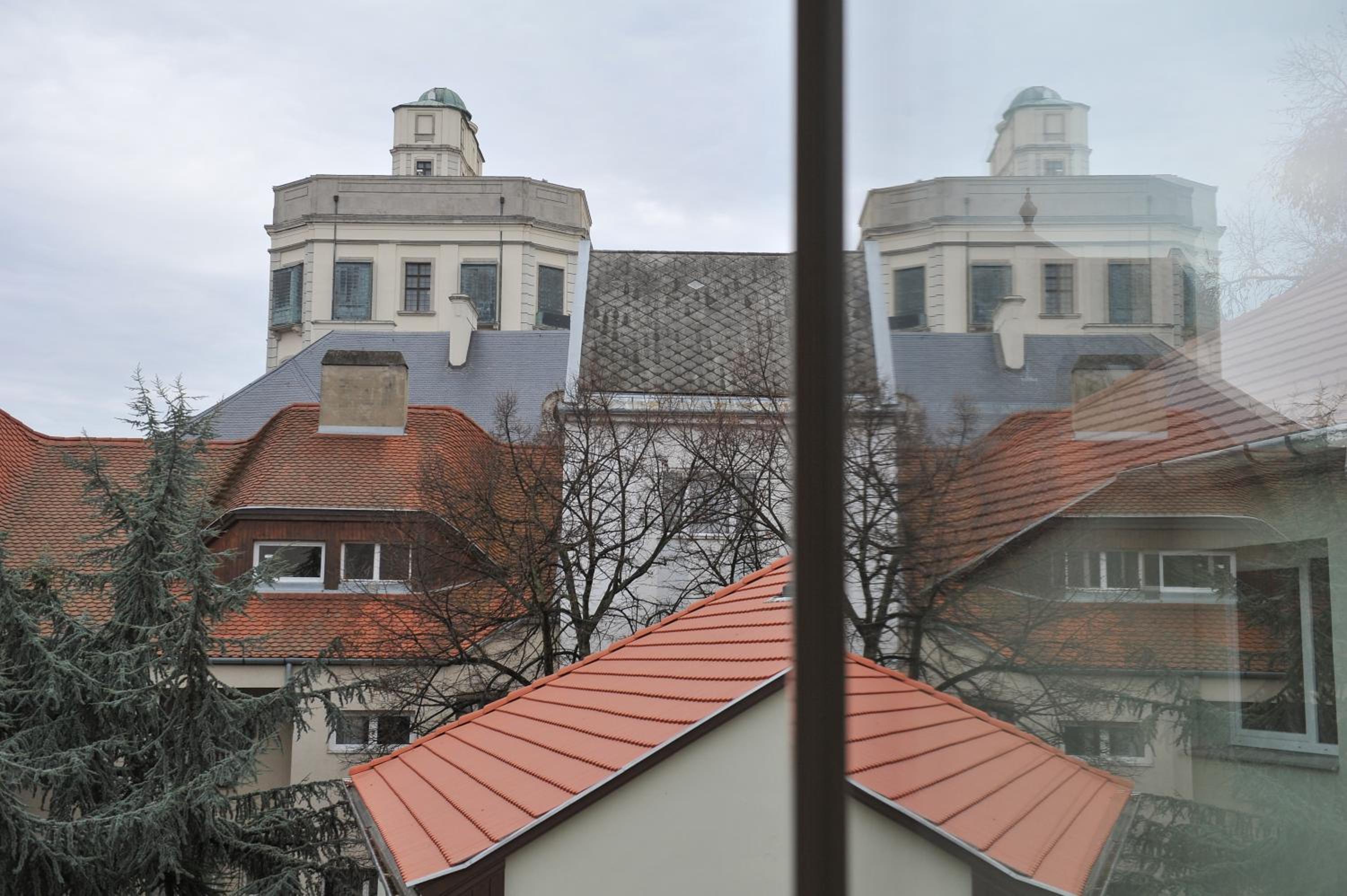 Centrooms Eger - Image 2