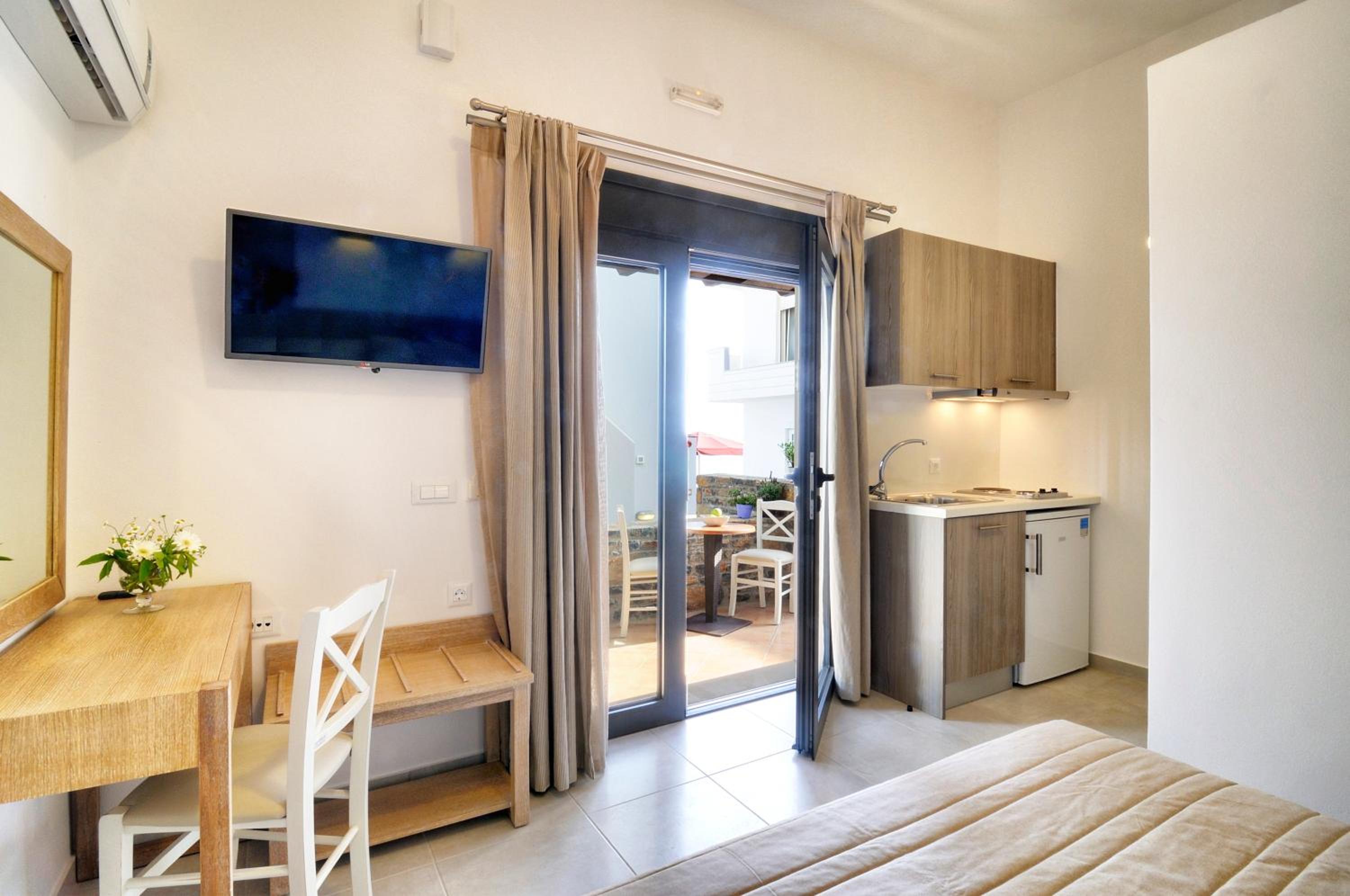Myrtos Mare Suites